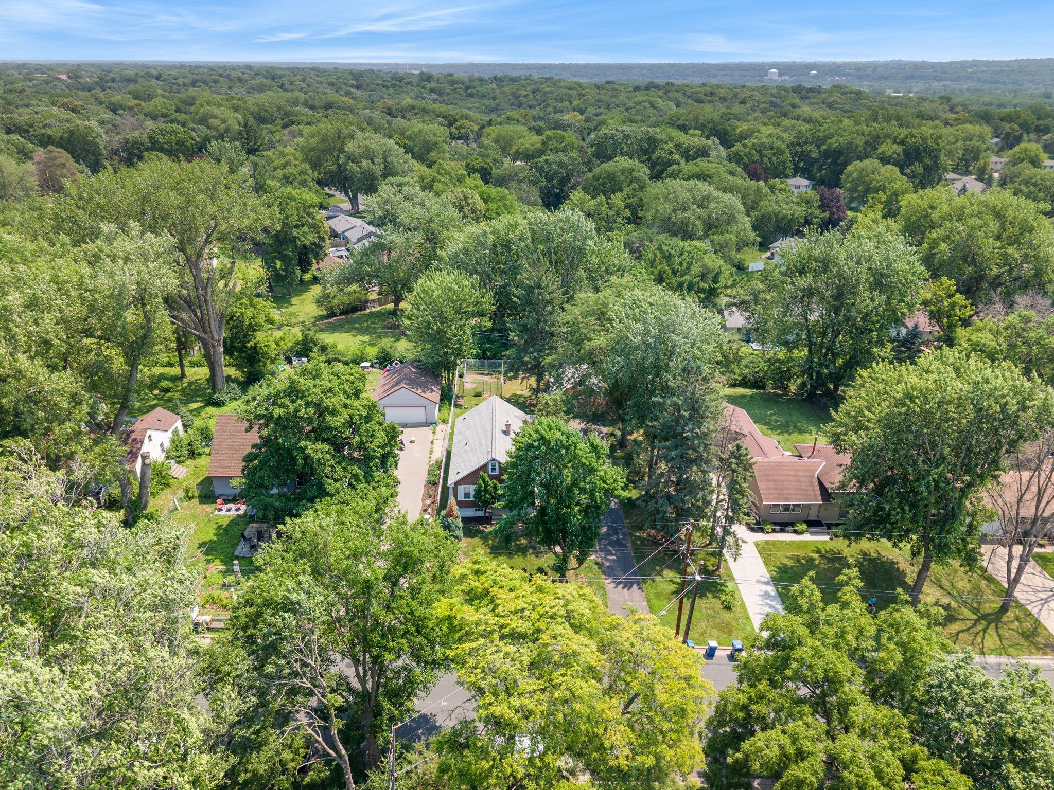 View of Residential at 10901 Russell Avenue, Bloomington MN 55431, Bloomington (30 of 33) - Mike Wilen | Minnesota Team Real Estate