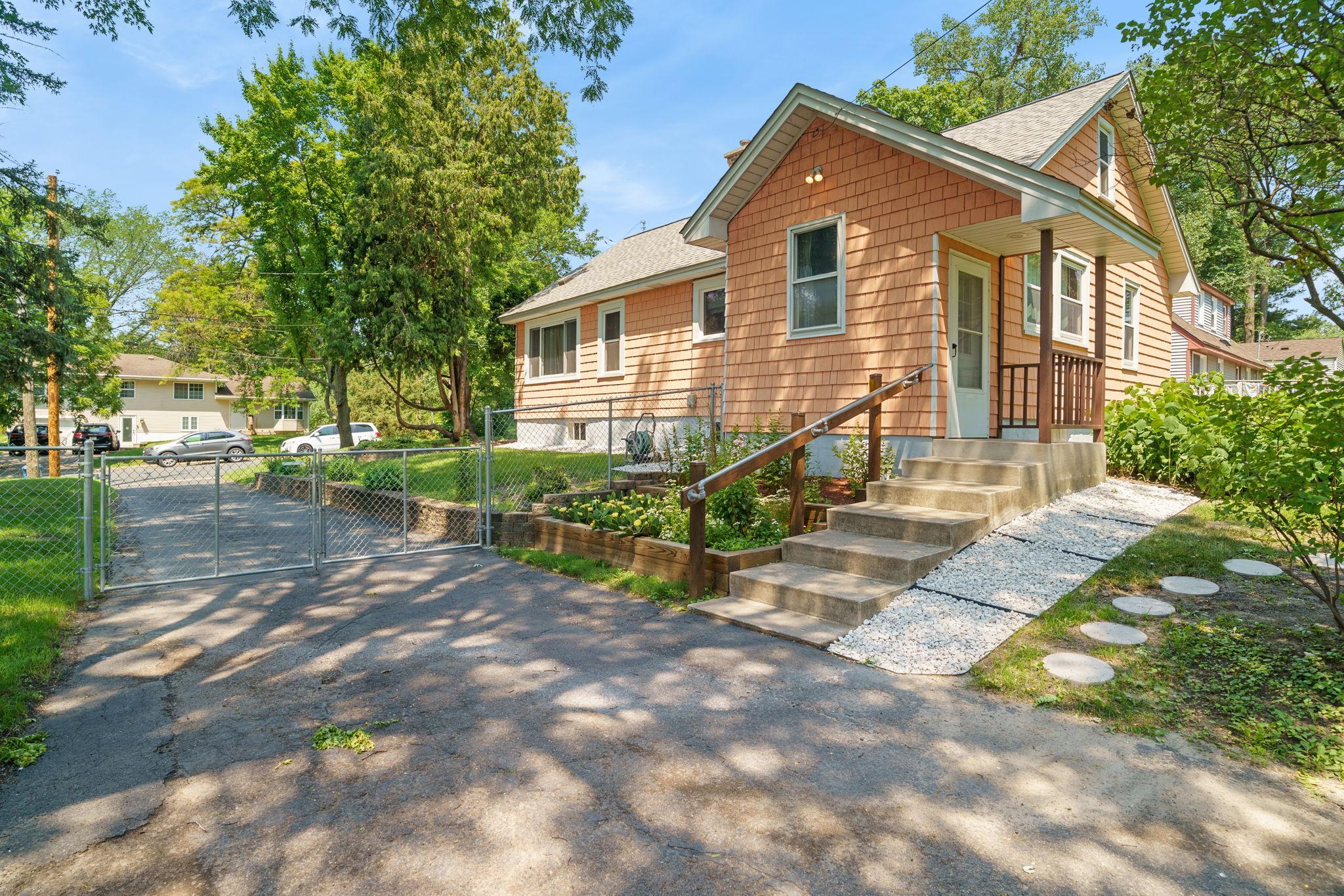 View of Residential at 10901 Russell Avenue, Bloomington MN 55431, Bloomington (25 of 33) - Mike Wilen | Minnesota Team Real Estate