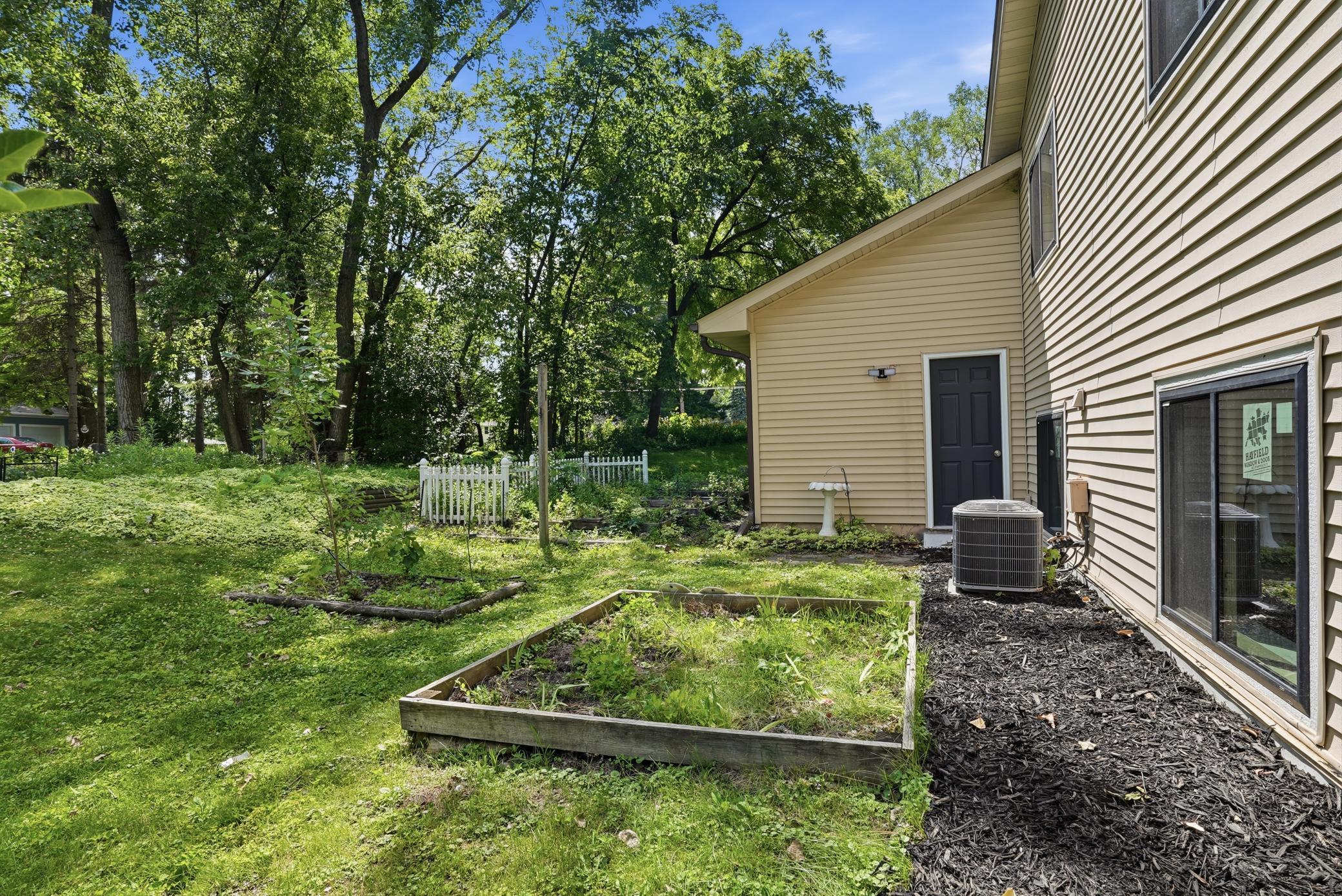 View of Residential at 1521 Archwood Road, Hopkins MN 55305, Hopkins (33 of 38) - Mike Wilen | Minnesota Team Real Estate