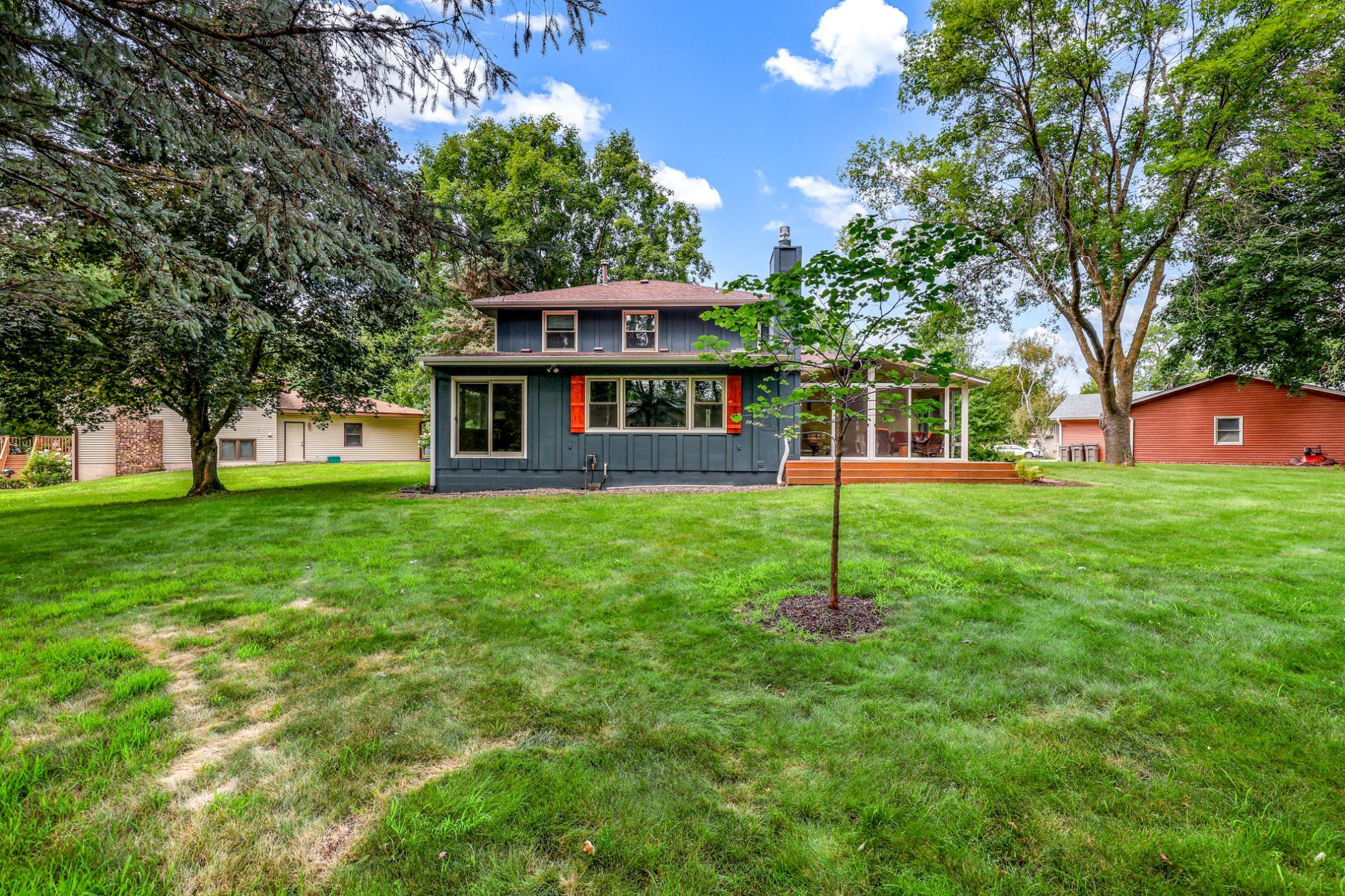 View of Residential at 17200 Barberry Circle, Eden Prairie MN 55346, Eden Prairie (37 of 39) - Mike Wilen | Minnesota Team Real Estate