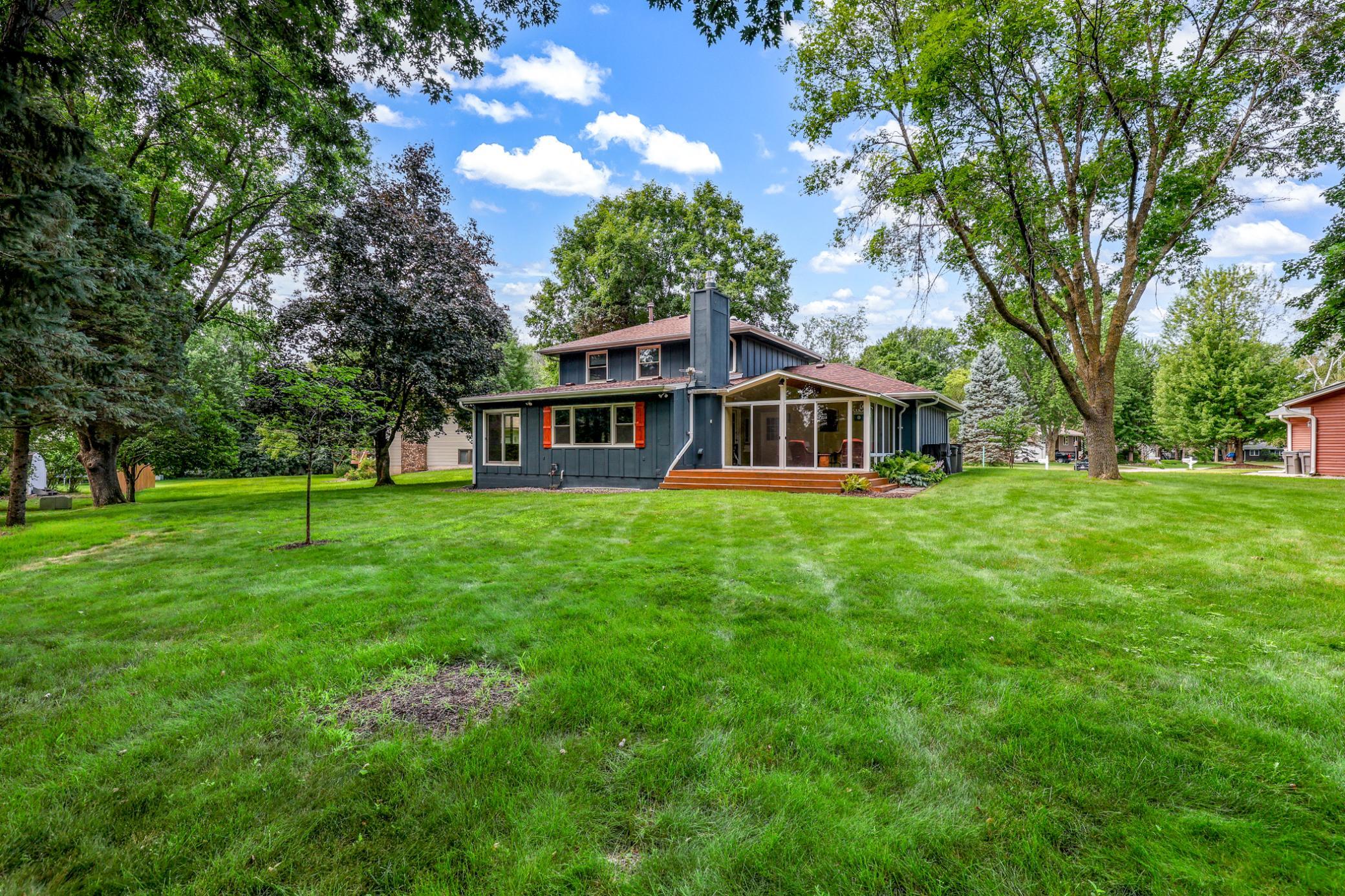 View of Residential at 17200 Barberry Circle, Eden Prairie MN 55346, Eden Prairie (35 of 39) - Mike Wilen | Minnesota Team Real Estate