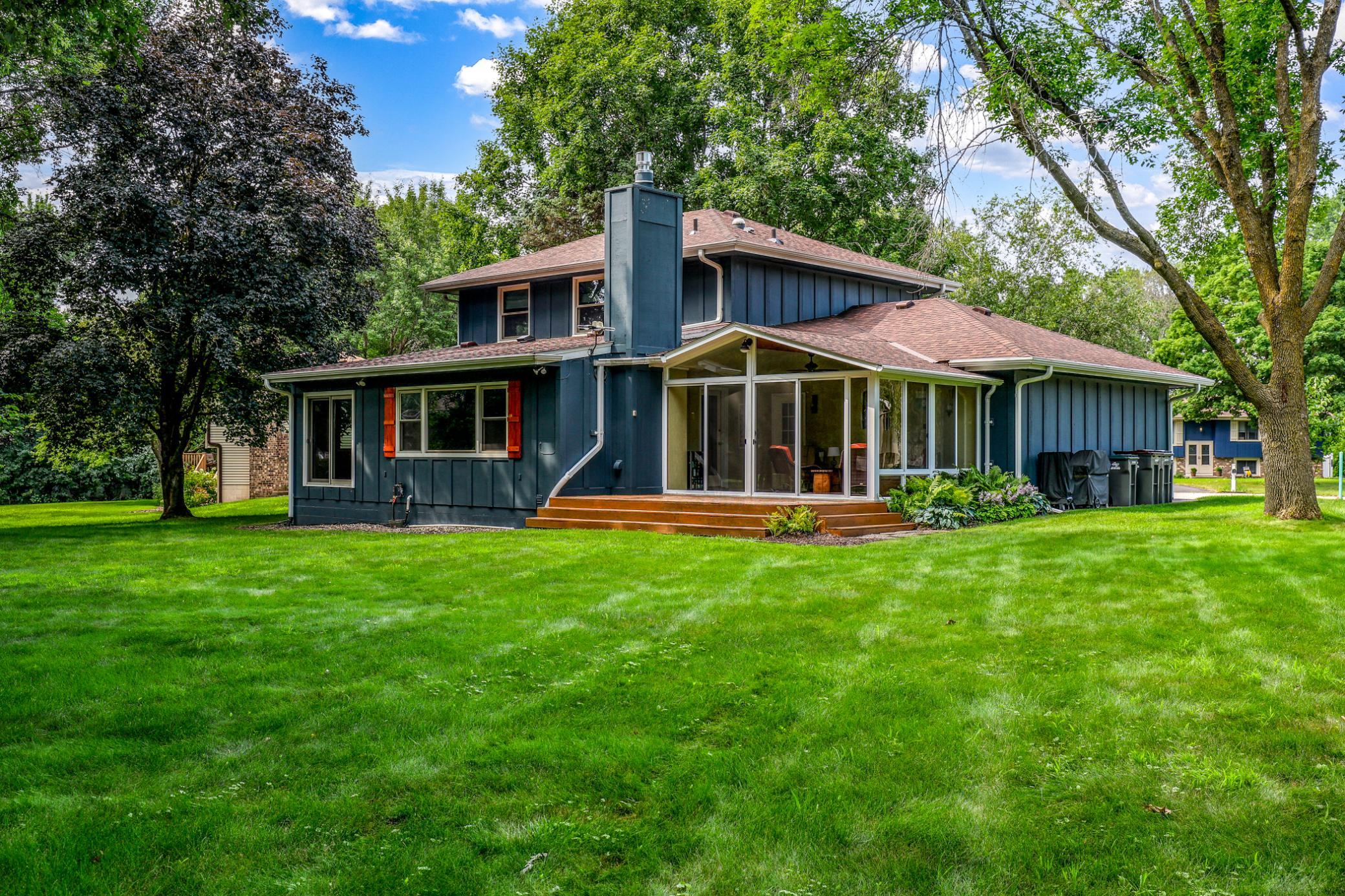 View of Residential at 17200 Barberry Circle, Eden Prairie MN 55346, Eden Prairie (34 of 39) - Mike Wilen | Minnesota Team Real Estate