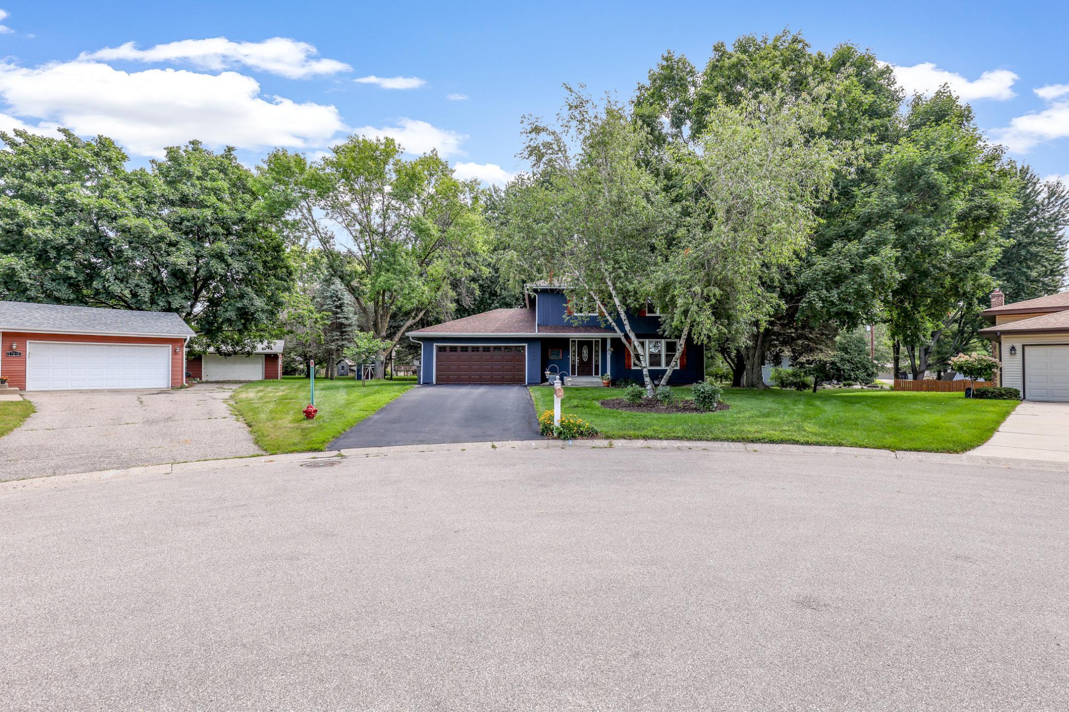 View of Residential at 17200 Barberry Circle, Eden Prairie MN 55346, Eden Prairie (39 of 39) - Mike Wilen | Minnesota Team Real Estate