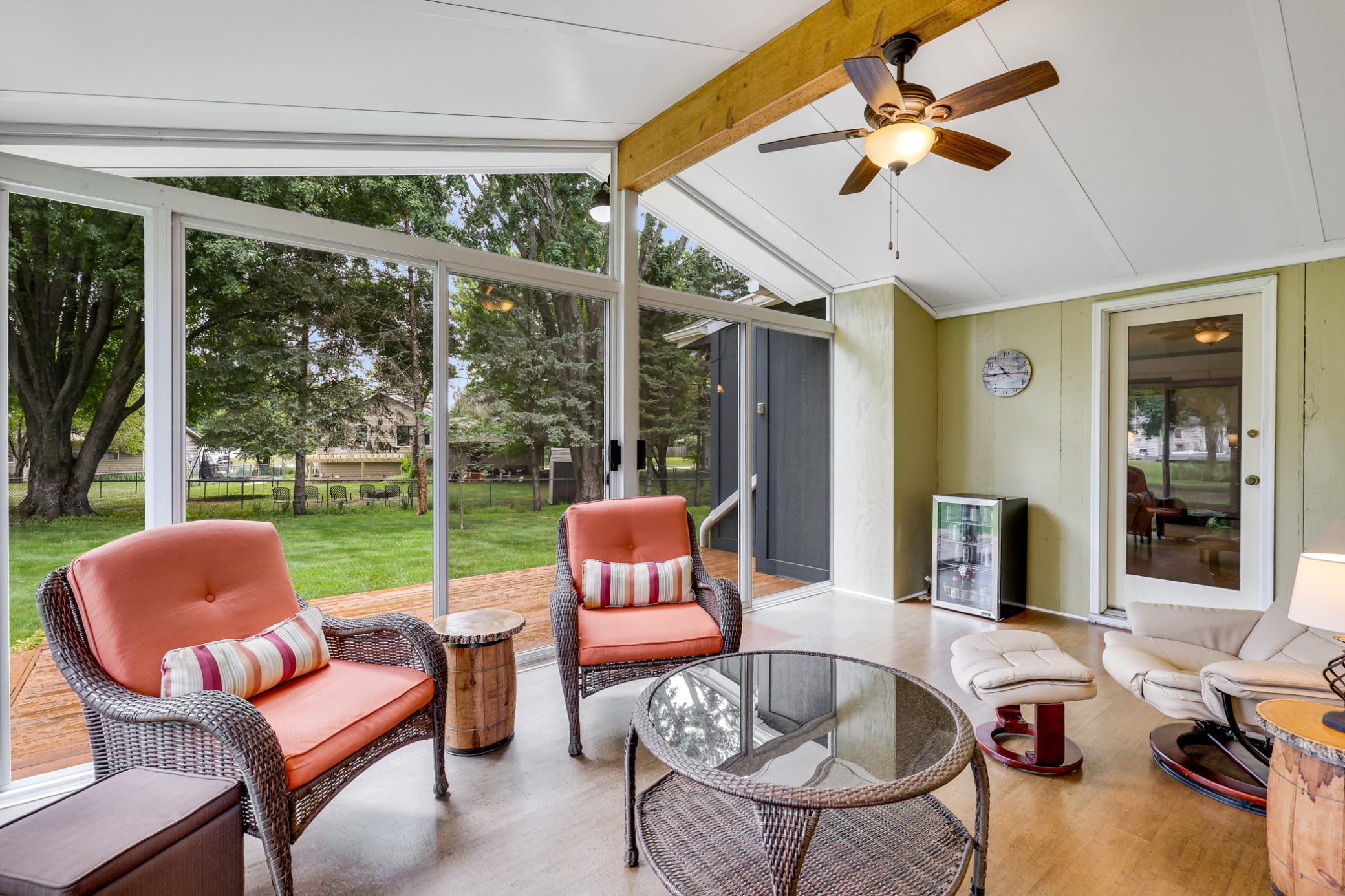 View of Residential at 17200 Barberry Circle, Eden Prairie MN 55346, Eden Prairie (23 of 39) - Mike Wilen | Minnesota Team Real Estate
