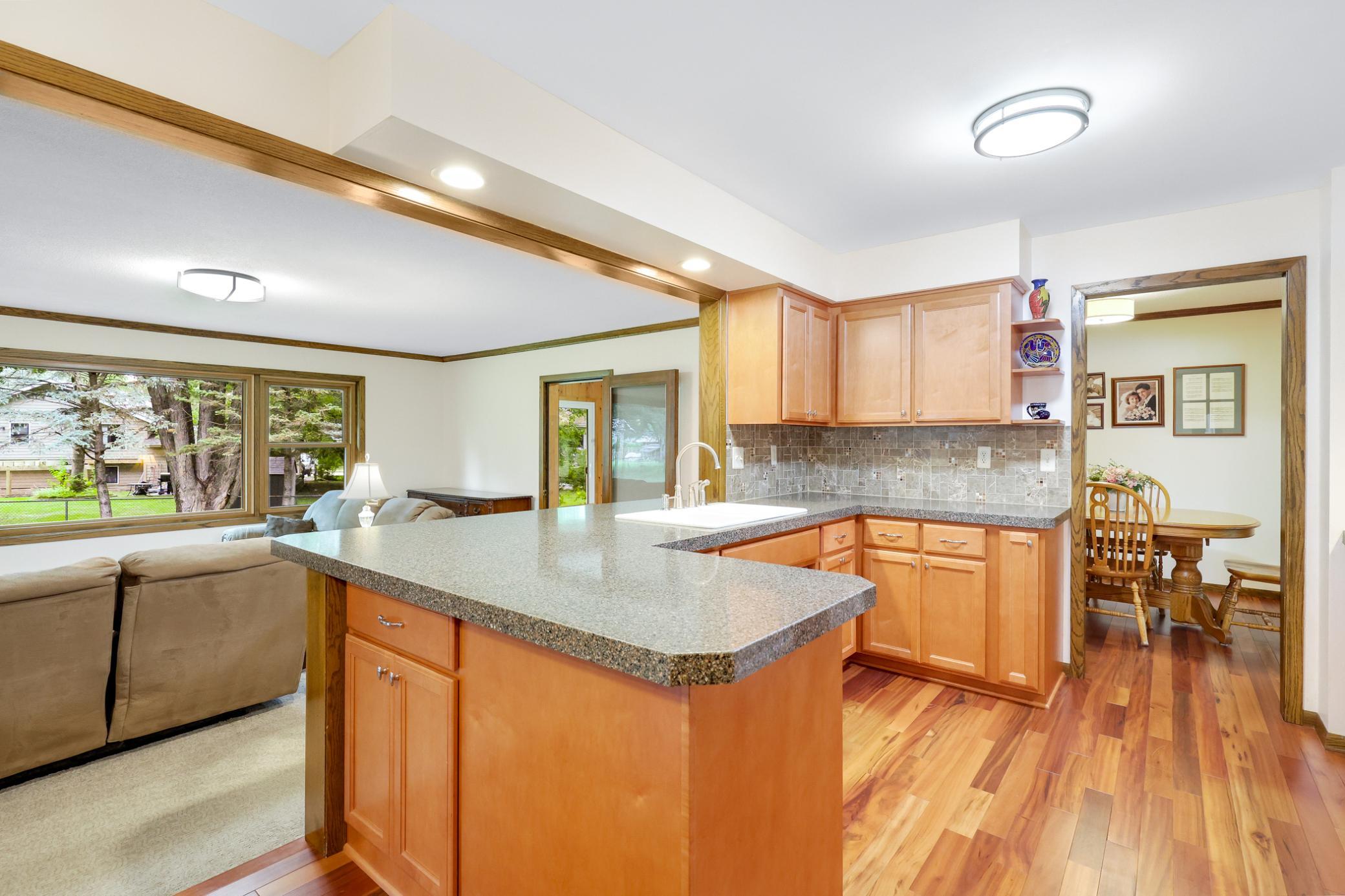 View of Residential at 17200 Barberry Circle, Eden Prairie MN 55346, Eden Prairie (15 of 39) - Mike Wilen | Minnesota Team Real Estate