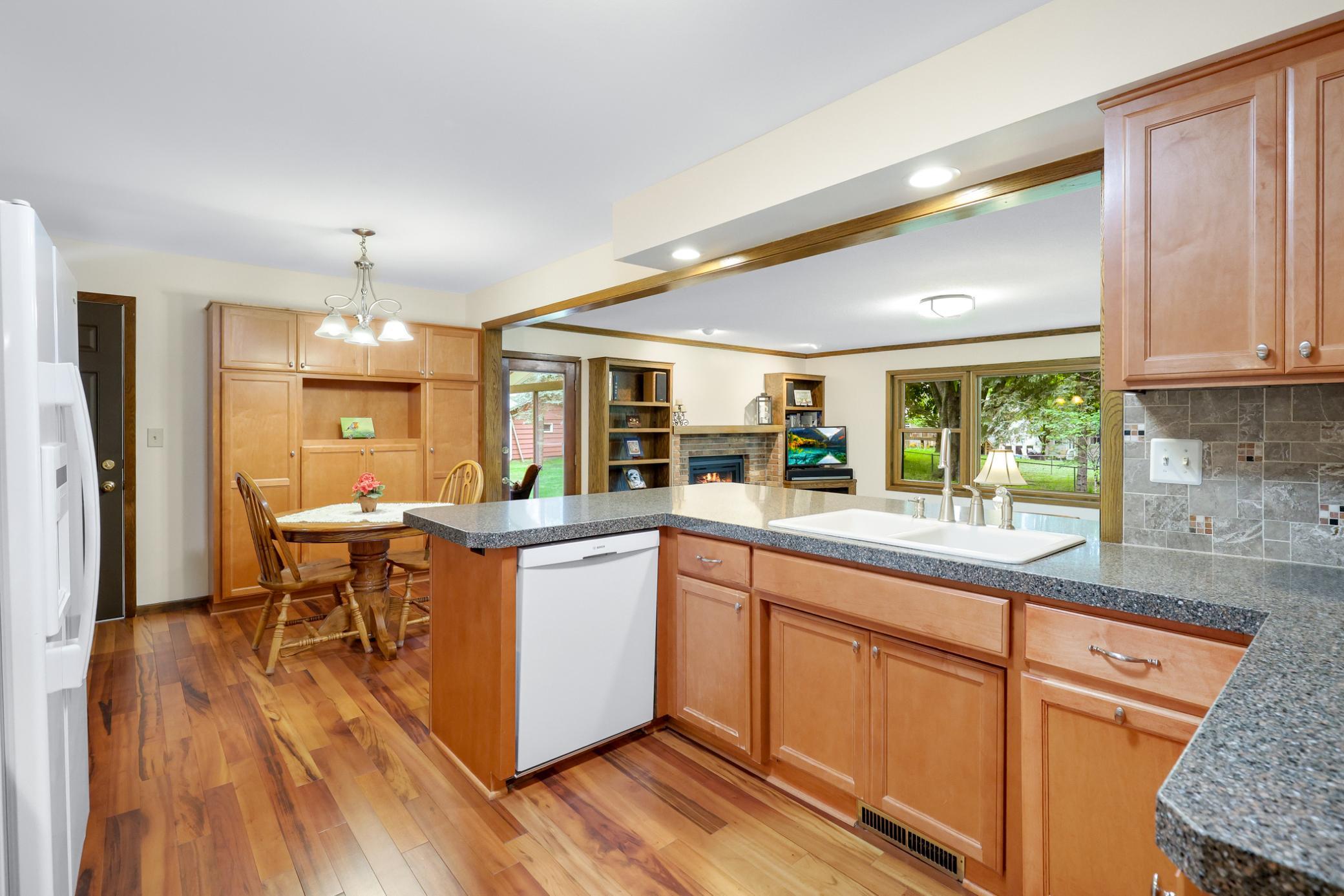 View of Residential at 17200 Barberry Circle, Eden Prairie MN 55346, Eden Prairie (14 of 39) - Mike Wilen | Minnesota Team Real Estate