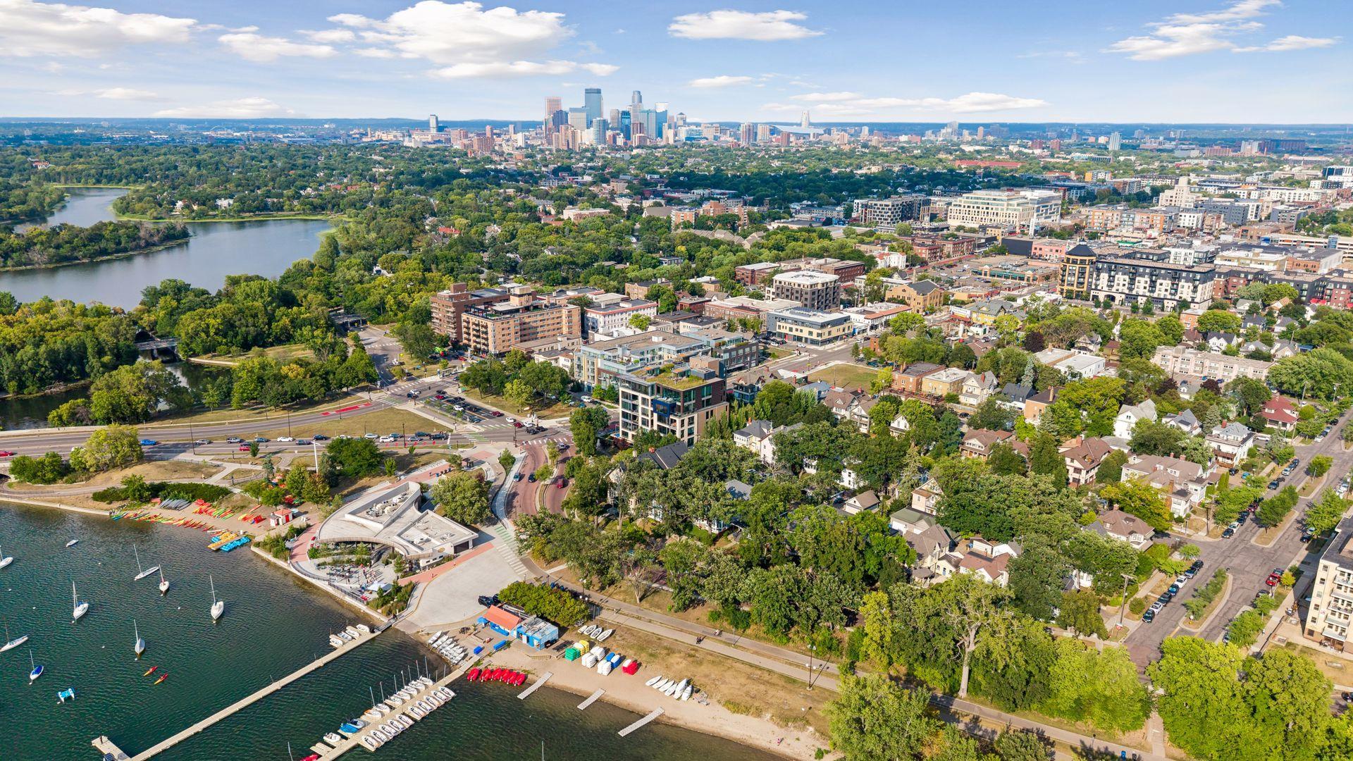 View of Residential at 1805 Lake Street #202, Minneapolis MN 55408, Minneapolis (40 of 46) - Mike Wilen | Minnesota Team Real Estate
