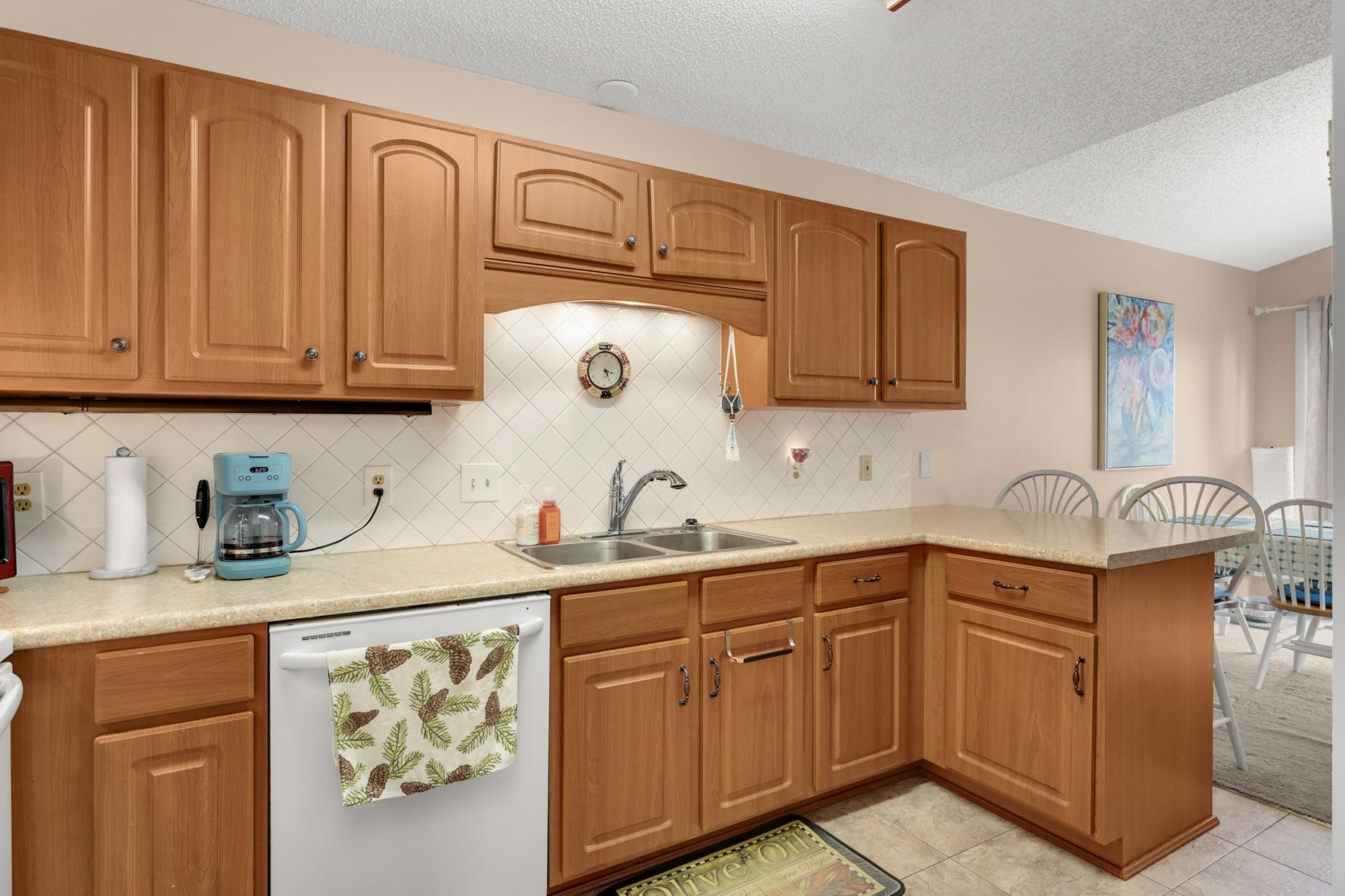 View of Residential at 15859 Gooseberry Way, Apple Valley MN 55124, Apple Valley (8 of 20) - Mike Wilen | Minnesota Team Real Estate