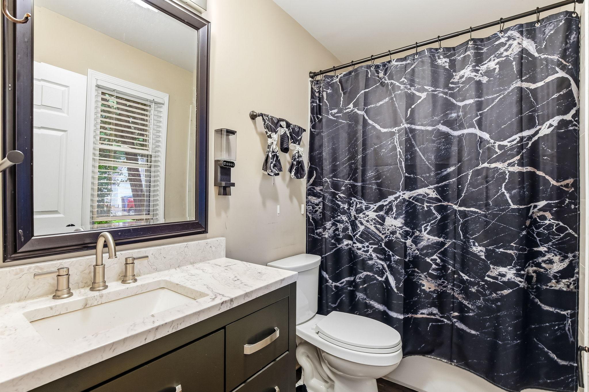 View of Residential at 4750 Aldrich Avenue, Minneapolis MN 55430, Minneapolis (15 of 34) - Mike Wilen | Minnesota Team Real Estate