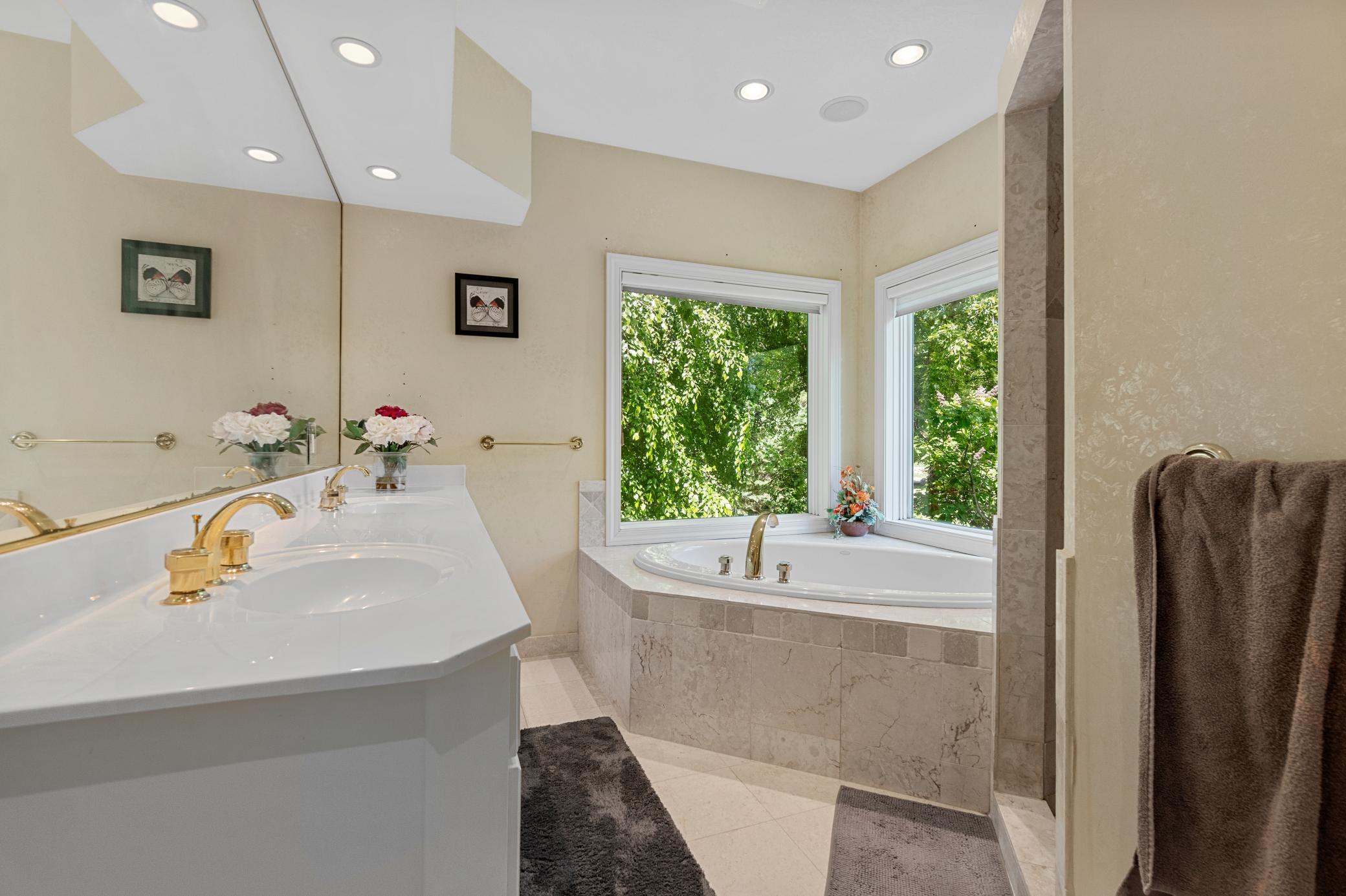 View of Residential at 2888 Forest Ridge, Chaska MN 55318, Chaska (19 of 48) - Mike Wilen | Minnesota Team Real Estate