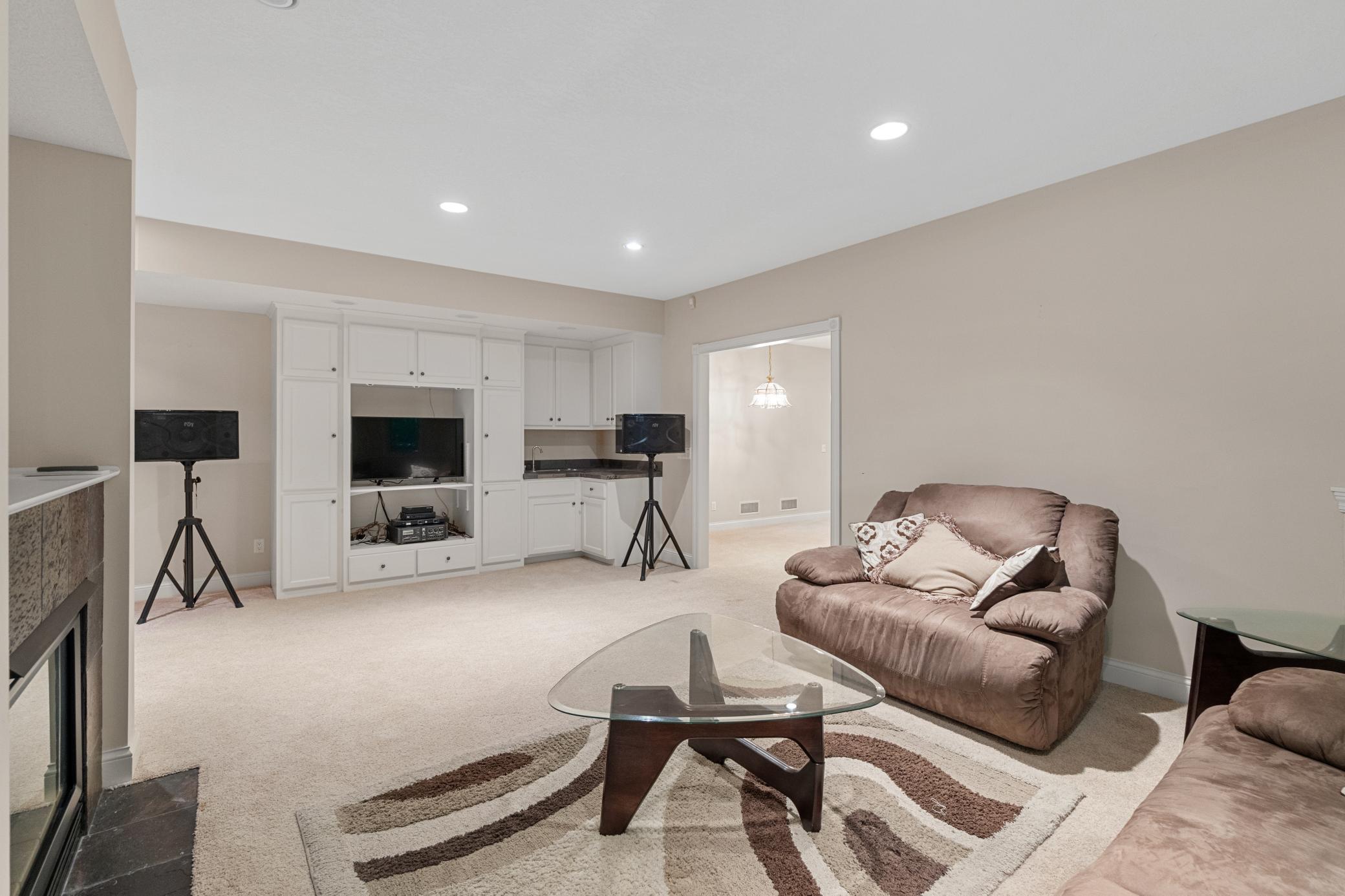 View of Residential at 2888 Forest Ridge, Chaska MN 55318, Chaska (40 of 48) - Mike Wilen | Minnesota Team Real Estate