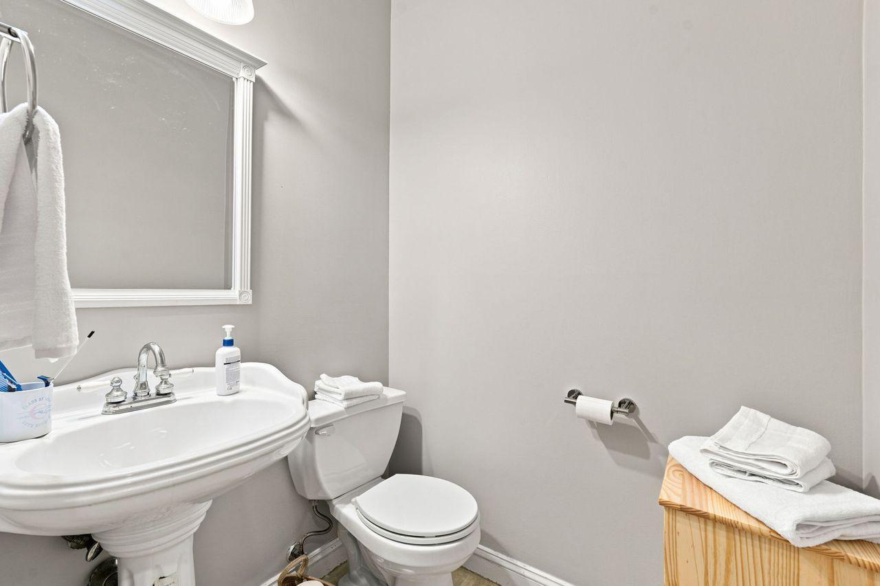 View of Residential at 87 Kent Street #2, Saint Paul MN 55102, Saint Paul (17 of 24) - Mike Wilen | Minnesota Team Real Estate
