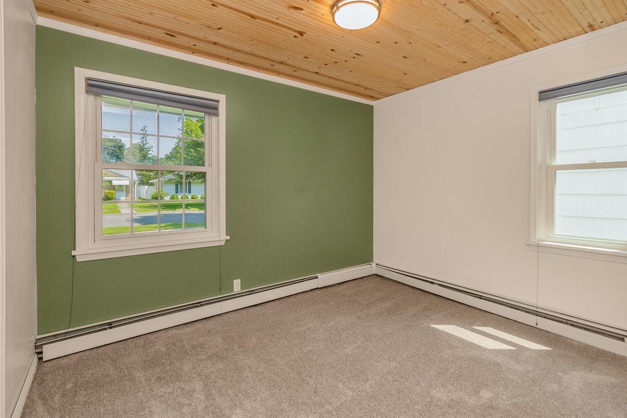View of Residential at 2024 Itasca Avenue, Saint Paul MN 55116, Saint Paul (24 of 43) - Mike Wilen | Minnesota Team Real Estate