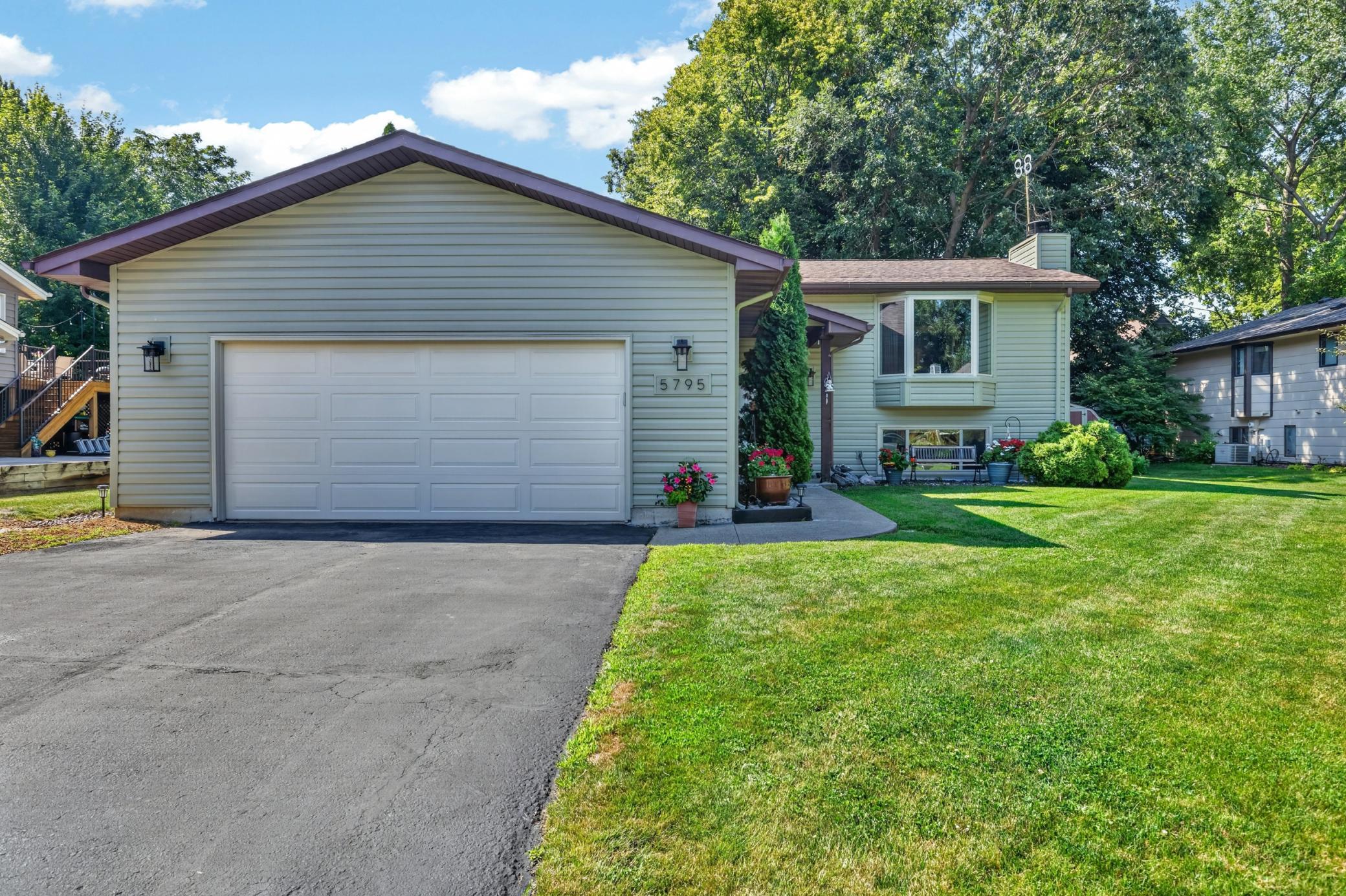 View of Residential at 5795 Amy Lane, Maple Plain MN 55359, Maple Plain (36 of 45) - Mike Wilen | Minnesota Team Real Estate