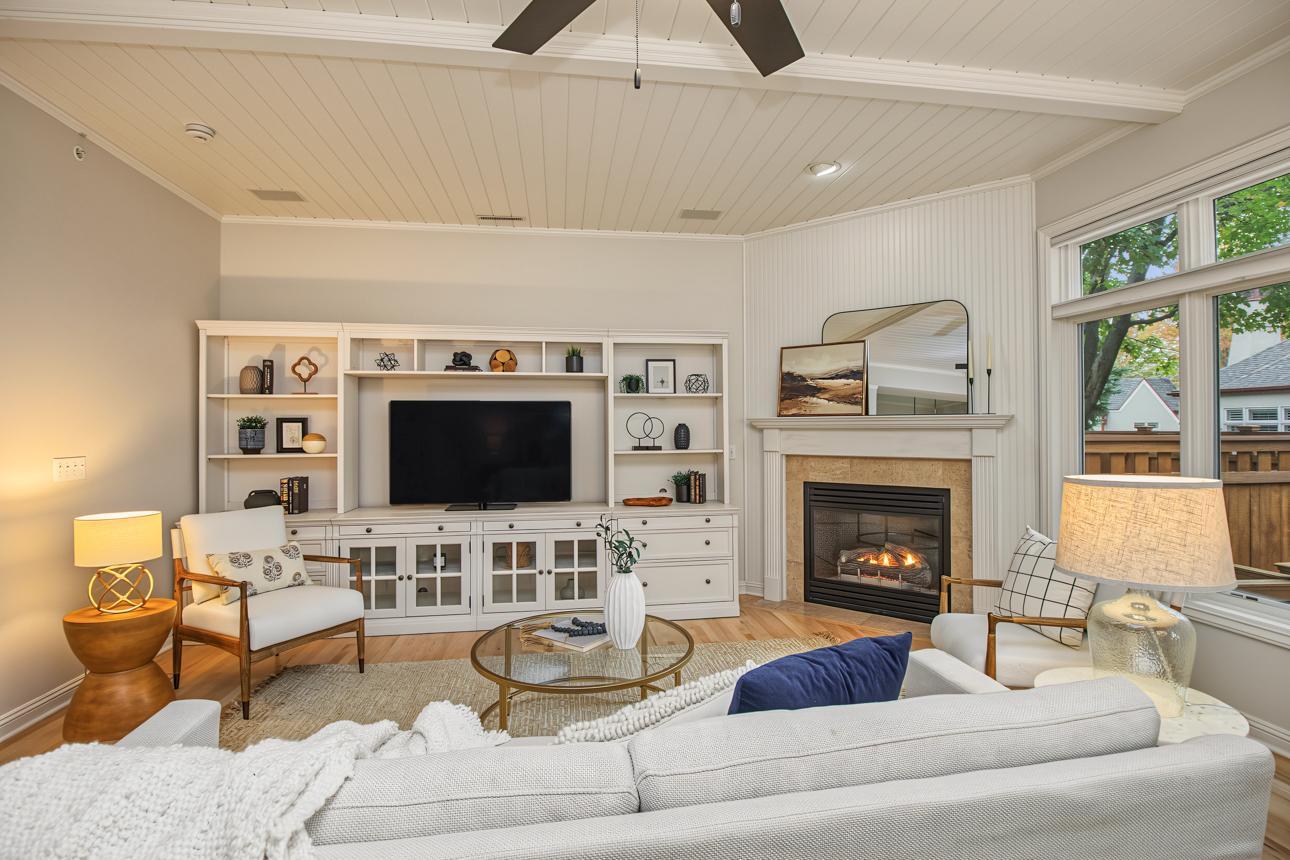 View of Residential at 604 Coventry Lane, Edina MN 55435, Edina (24 of 54) - Mike Wilen | Minnesota Team Real Estate