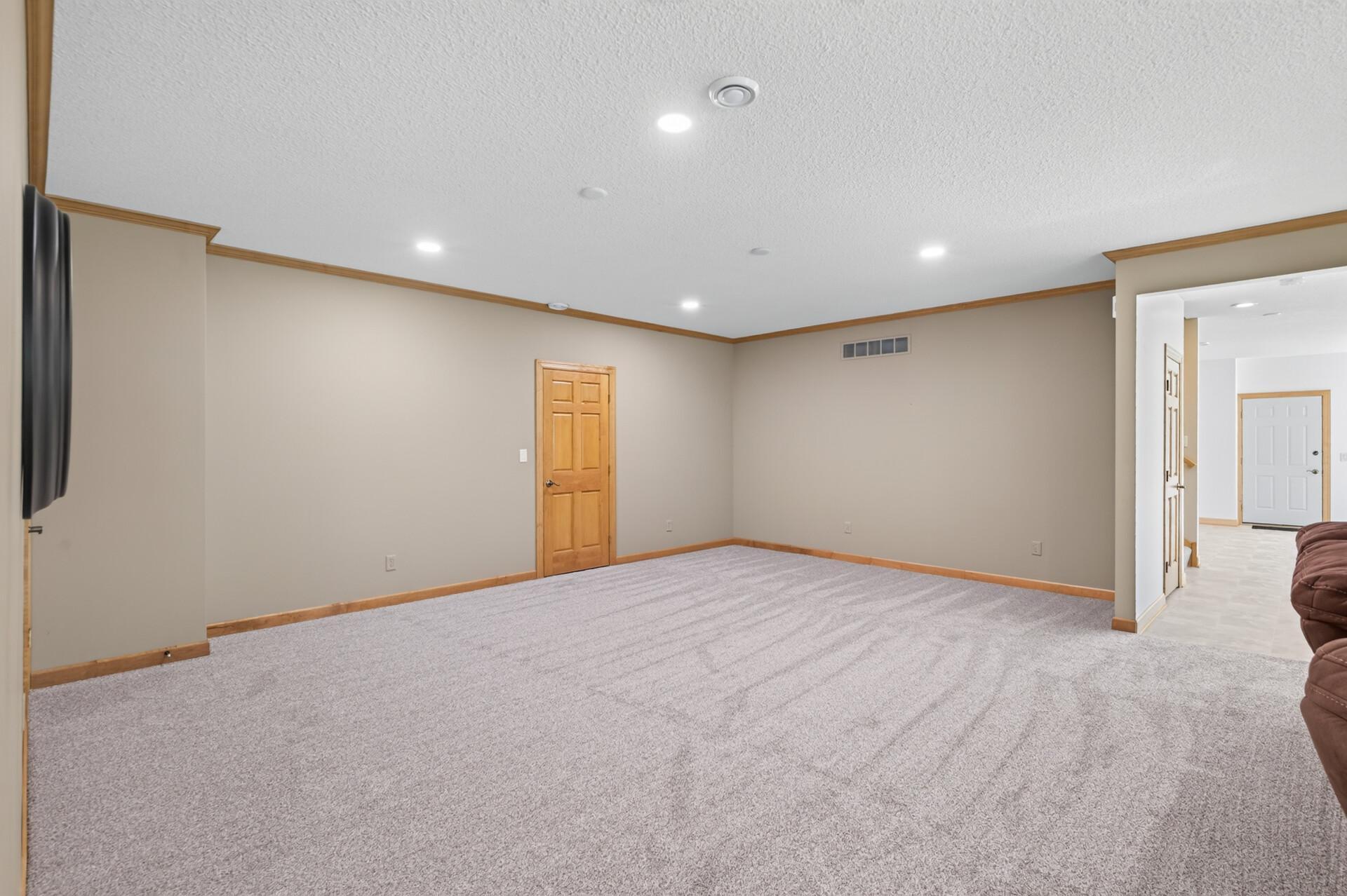 View of Residential at 1187 105th Street, Inver Grove Heights MN 55077, Inver Grove Heights (50 of 71) - Mike Wilen | Minnesota Team Real Estate