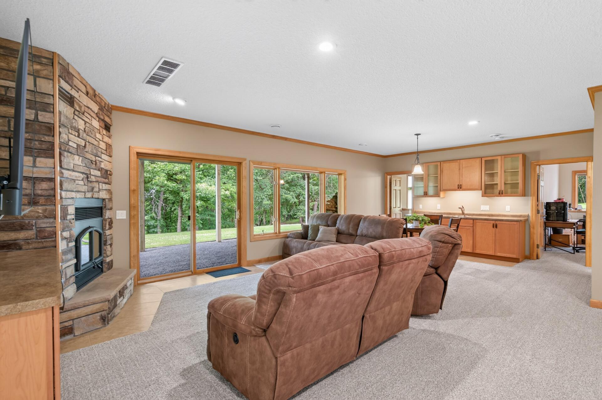 View of Residential at 1187 105th Street, Inver Grove Heights MN 55077, Inver Grove Heights (48 of 71) - Mike Wilen | Minnesota Team Real Estate