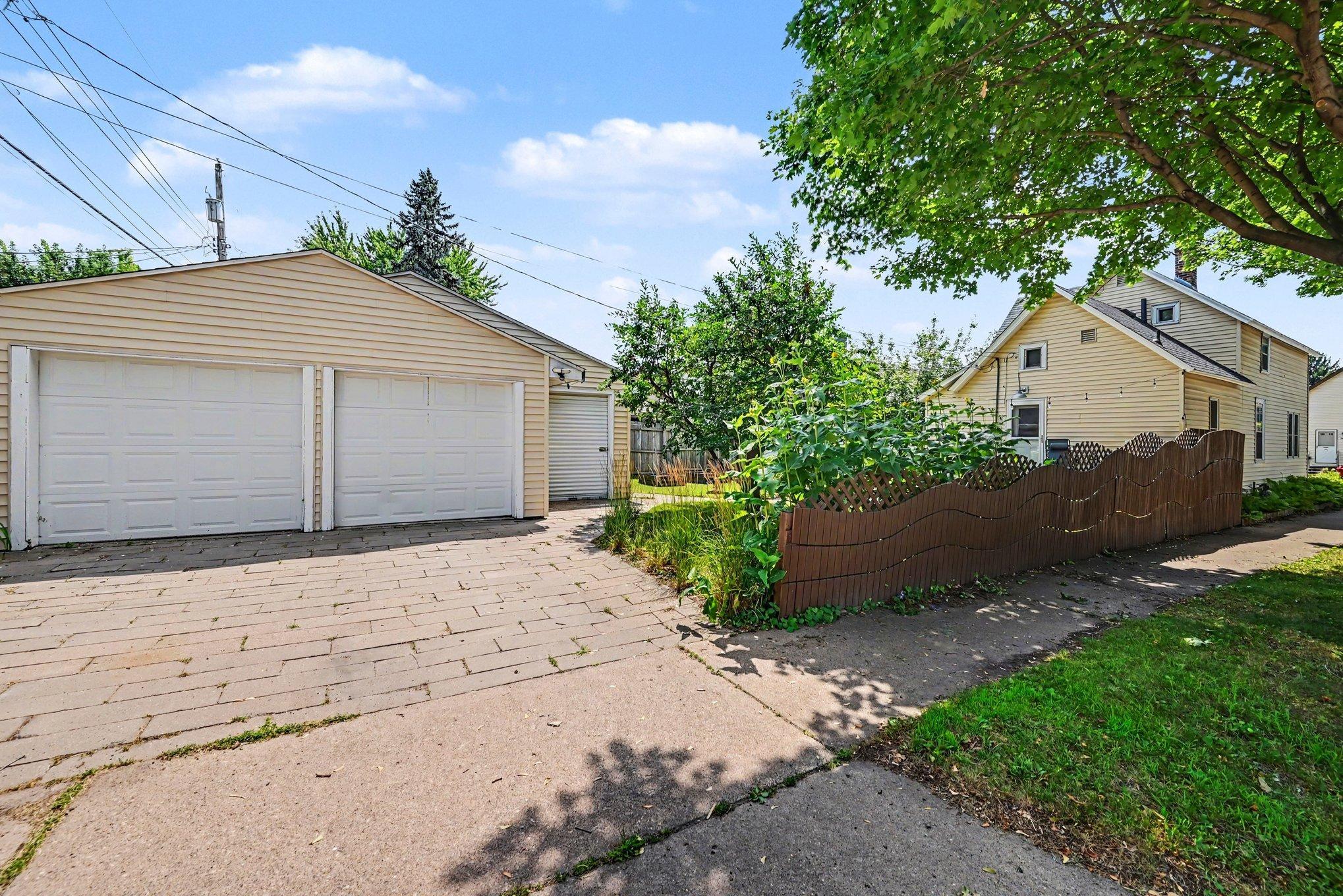 View of Residential at 1260 Woodbridge Street, Saint Paul MN 55117, Saint Paul (20 of 26) - Mike Wilen | Minnesota Team Real Estate