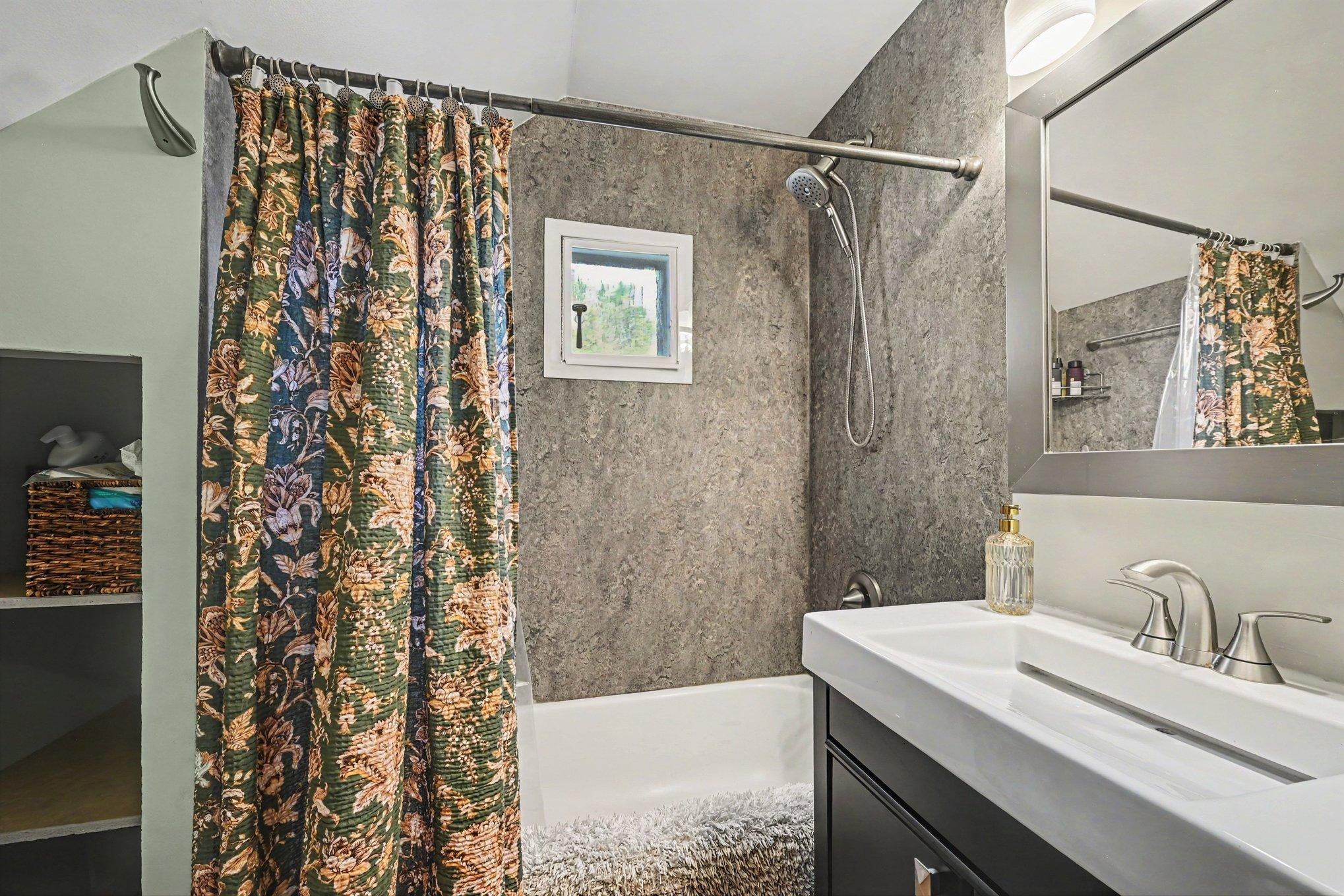 View of Residential at 1260 Woodbridge Street, Saint Paul MN 55117, Saint Paul (16 of 26) - Mike Wilen | Minnesota Team Real Estate