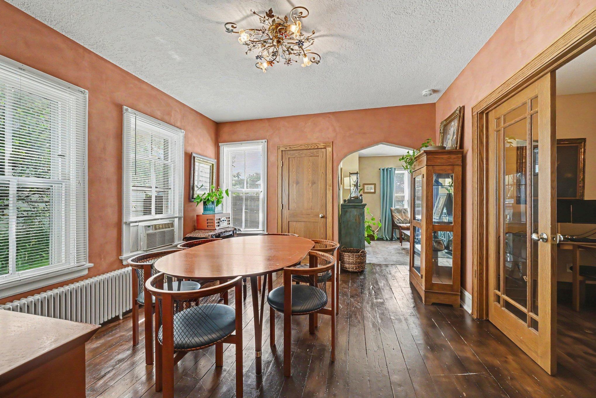 View of Residential at 1260 Woodbridge Street, Saint Paul MN 55117, Saint Paul (8 of 26) - Mike Wilen | Minnesota Team Real Estate