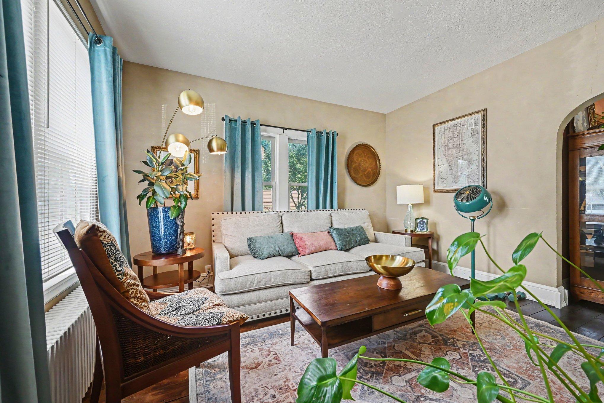 View of Residential at 1260 Woodbridge Street, Saint Paul MN 55117, Saint Paul (13 of 26) - Mike Wilen | Minnesota Team Real Estate