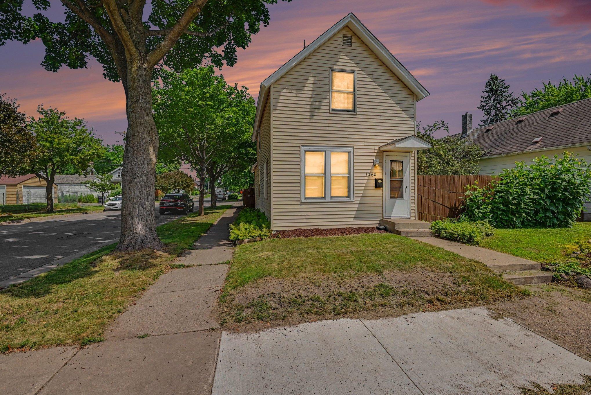 View of Residential at 1260 Woodbridge Street, Saint Paul MN 55117, Saint Paul (21 of 26) - Mike Wilen | Minnesota Team Real Estate