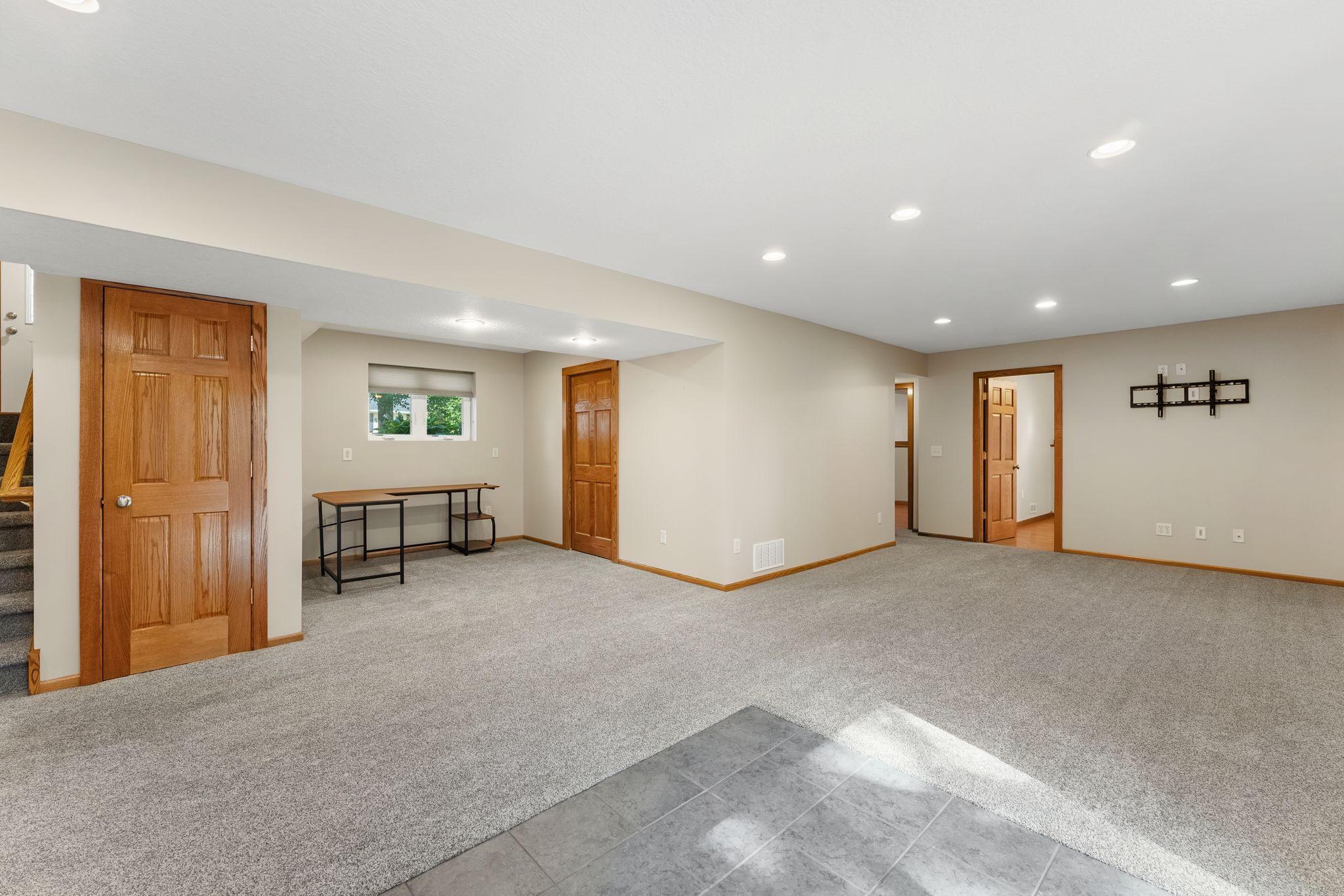 View of Residential at 7703 Ivystone Avenue, Cottage Grove MN 55016, Cottage Grove (19 of 31) - Mike Wilen | Minnesota Team Real Estate