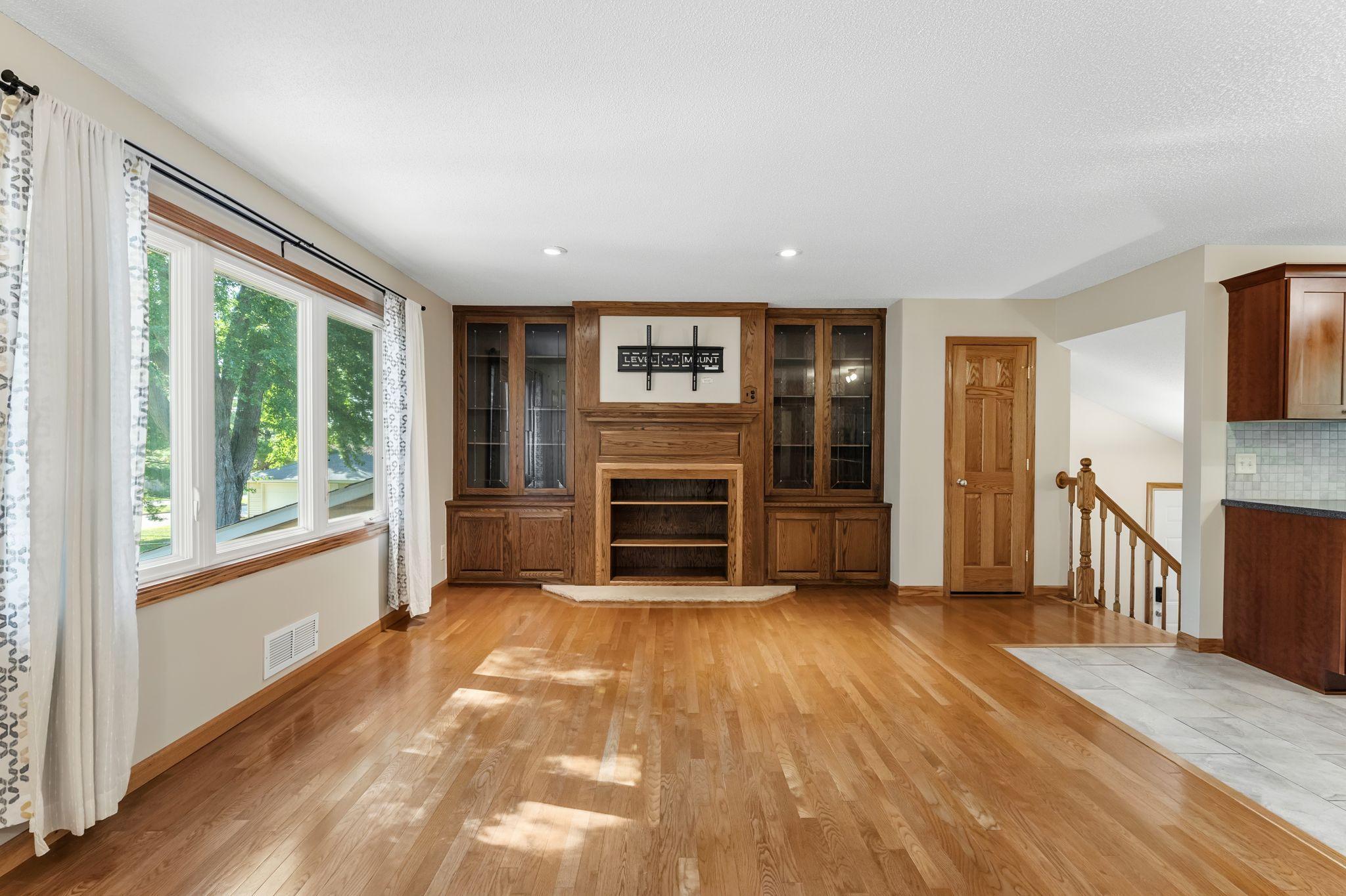 View of Residential at 7703 Ivystone Avenue, Cottage Grove MN 55016, Cottage Grove (4 of 31) - Mike Wilen | Minnesota Team Real Estate