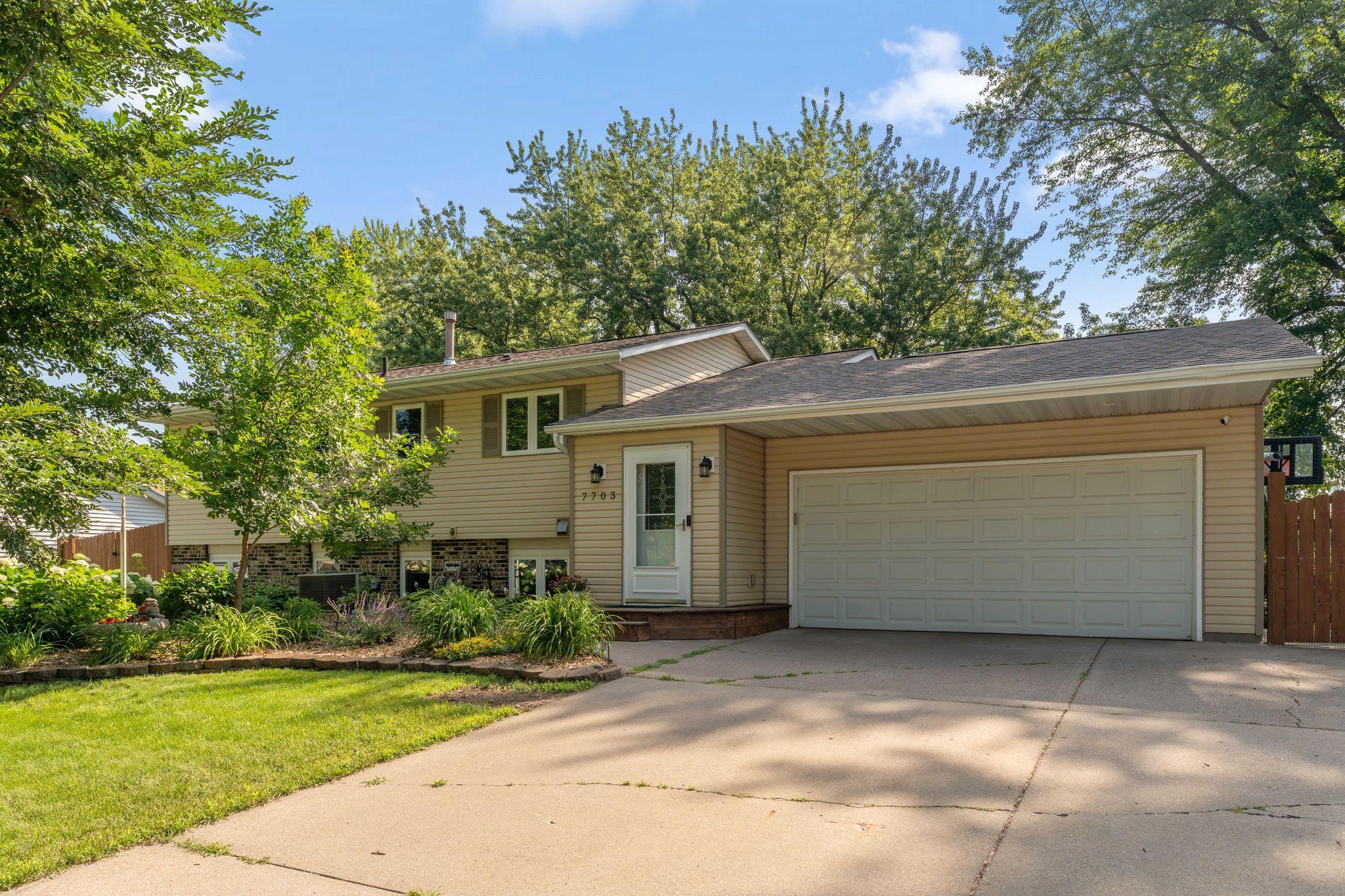 View of Residential at 7703 Ivystone Avenue, Cottage Grove MN 55016, Cottage Grove (2 of 31) - Mike Wilen | Minnesota Team Real Estate