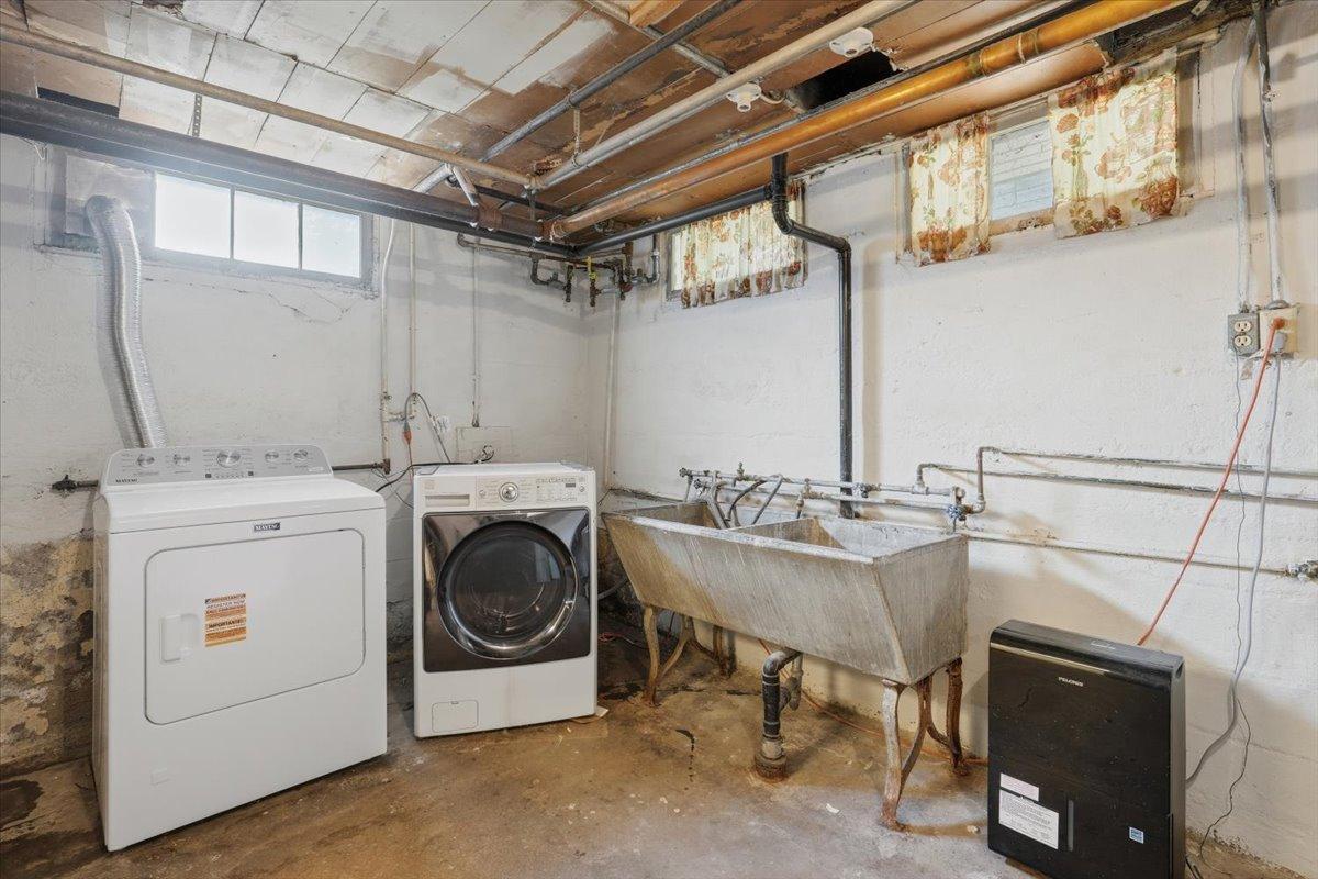 View of Residential Income at 1070 Bradley Street, Saint Paul MN 55130, Saint Paul (33 of 43) - Mike Wilen | Minnesota Team Real Estate
