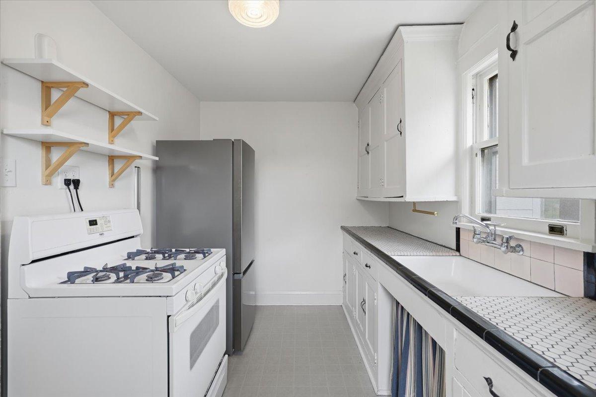 View of Residential Income at 1070 Bradley Street, Saint Paul MN 55130, Saint Paul (21 of 43) - Mike Wilen | Minnesota Team Real Estate