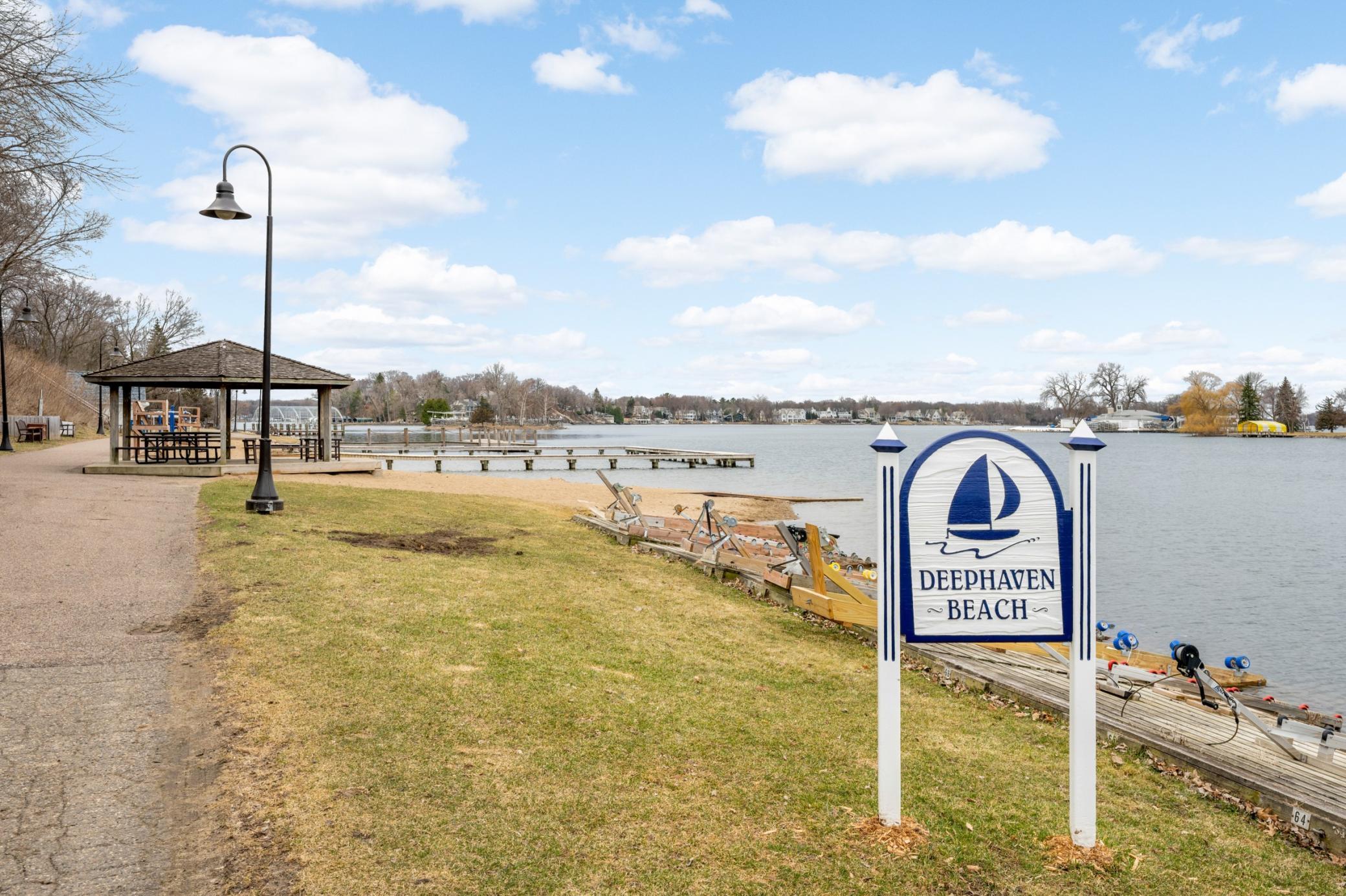 View of Residential at 3620 James Avenue, Deephaven MN 55391, Deephaven (38 of 44) - Mike Wilen | Minnesota Team Real Estate