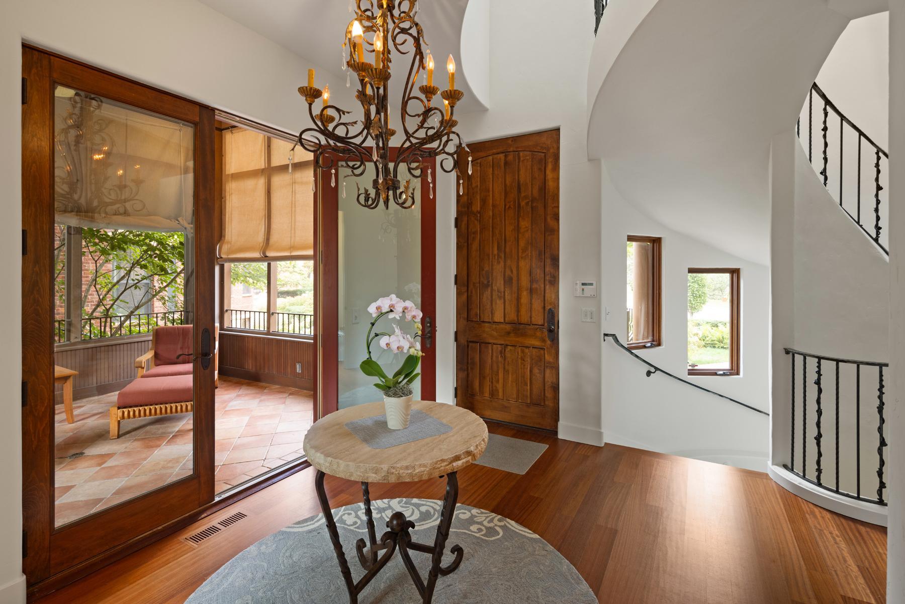 View of Residential at 1700 Kenwood Parkway, Minneapolis MN 55405, Minneapolis (21 of 50) - Mike Wilen | Minnesota Team Real Estate