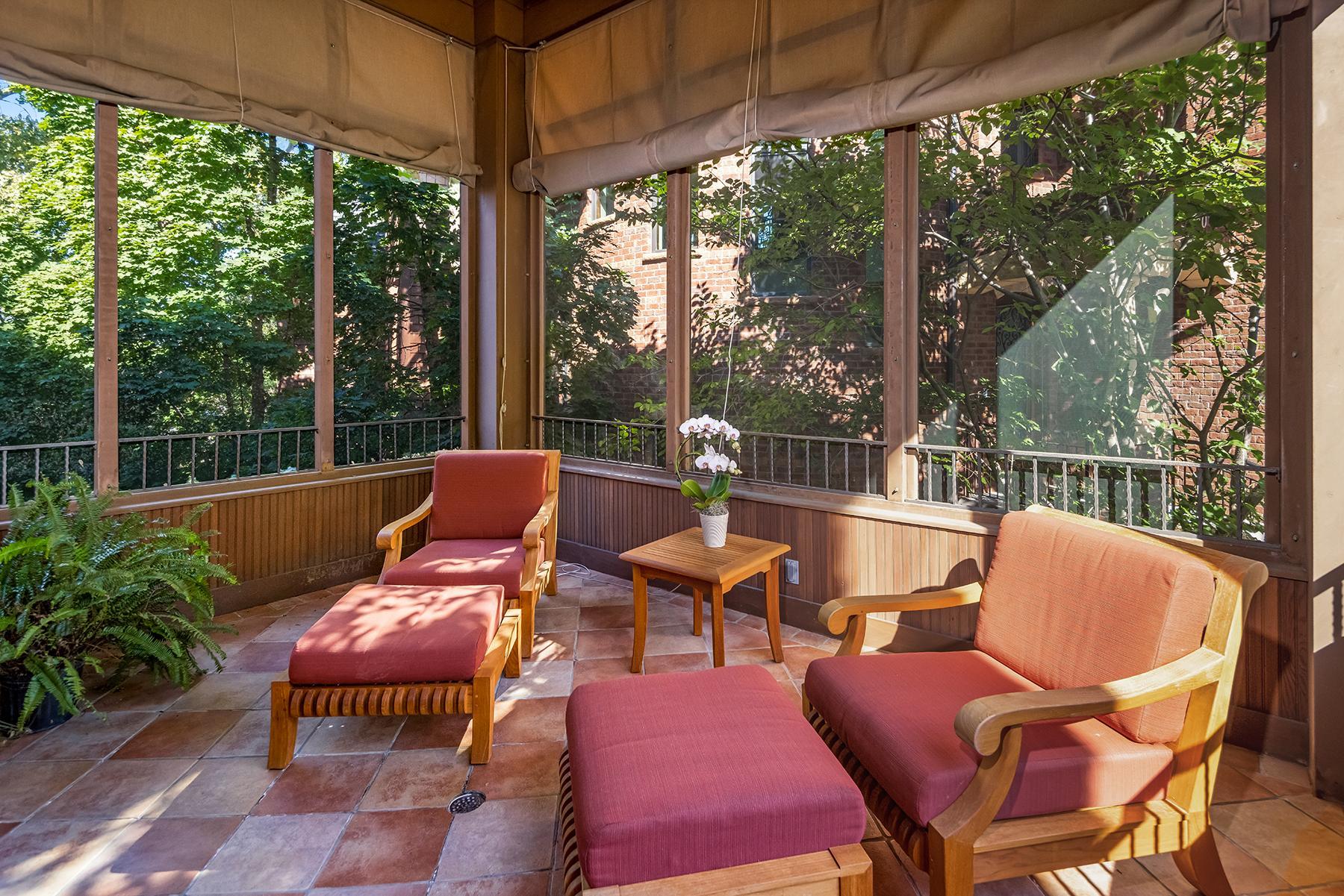 View of Residential at 1700 Kenwood Parkway, Minneapolis MN 55405, Minneapolis (22 of 50) - Mike Wilen | Minnesota Team Real Estate