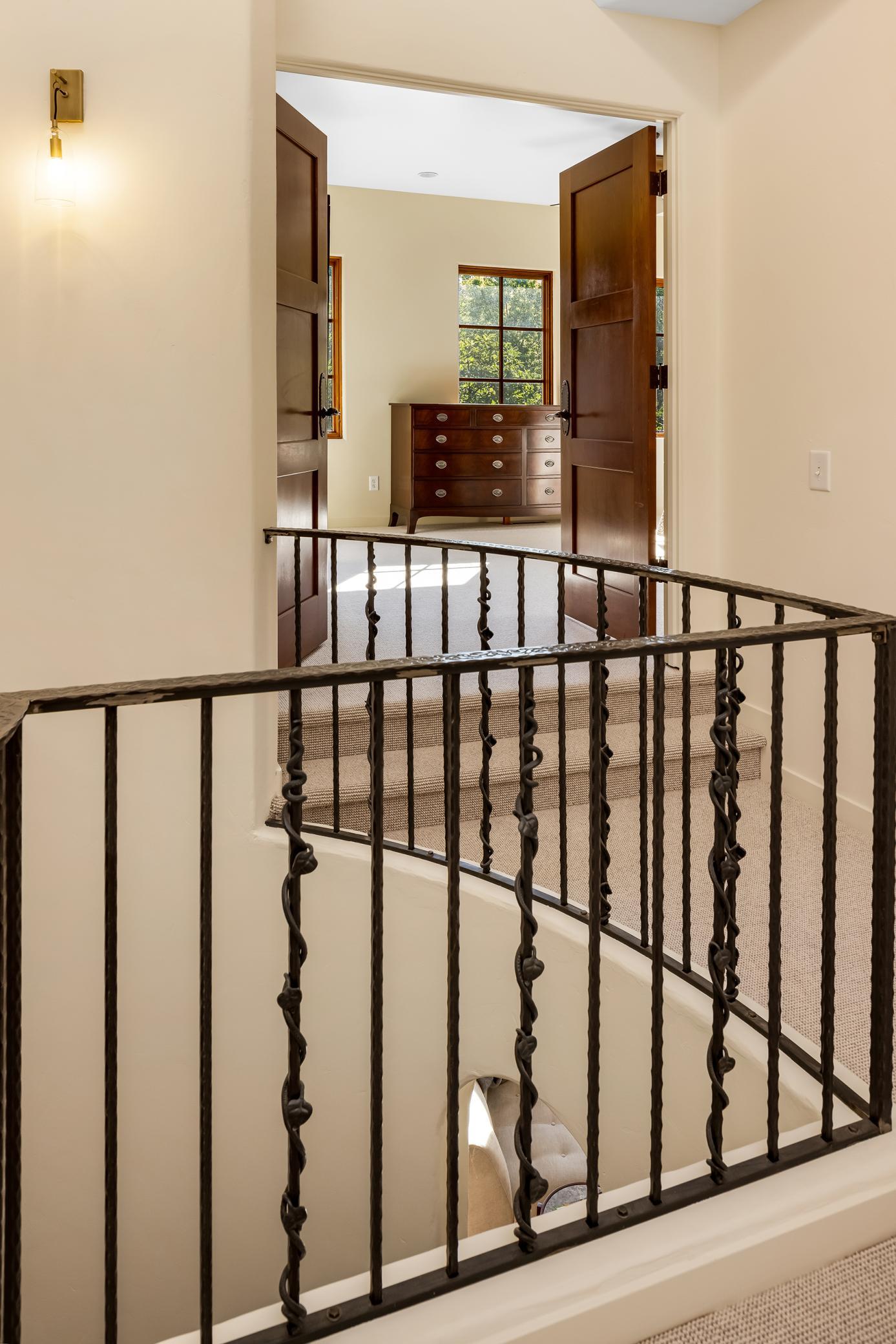 View of Residential at 1700 Kenwood Parkway, Minneapolis MN 55405, Minneapolis (26 of 50) - Mike Wilen | Minnesota Team Real Estate