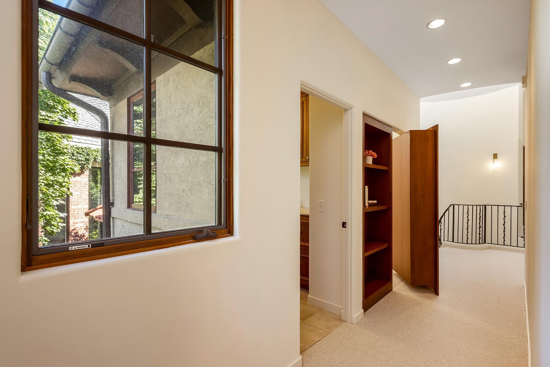 View of Residential at 1700 Kenwood Parkway, Minneapolis MN 55405, Minneapolis (36 of 50) - Mike Wilen | Minnesota Team Real Estate
