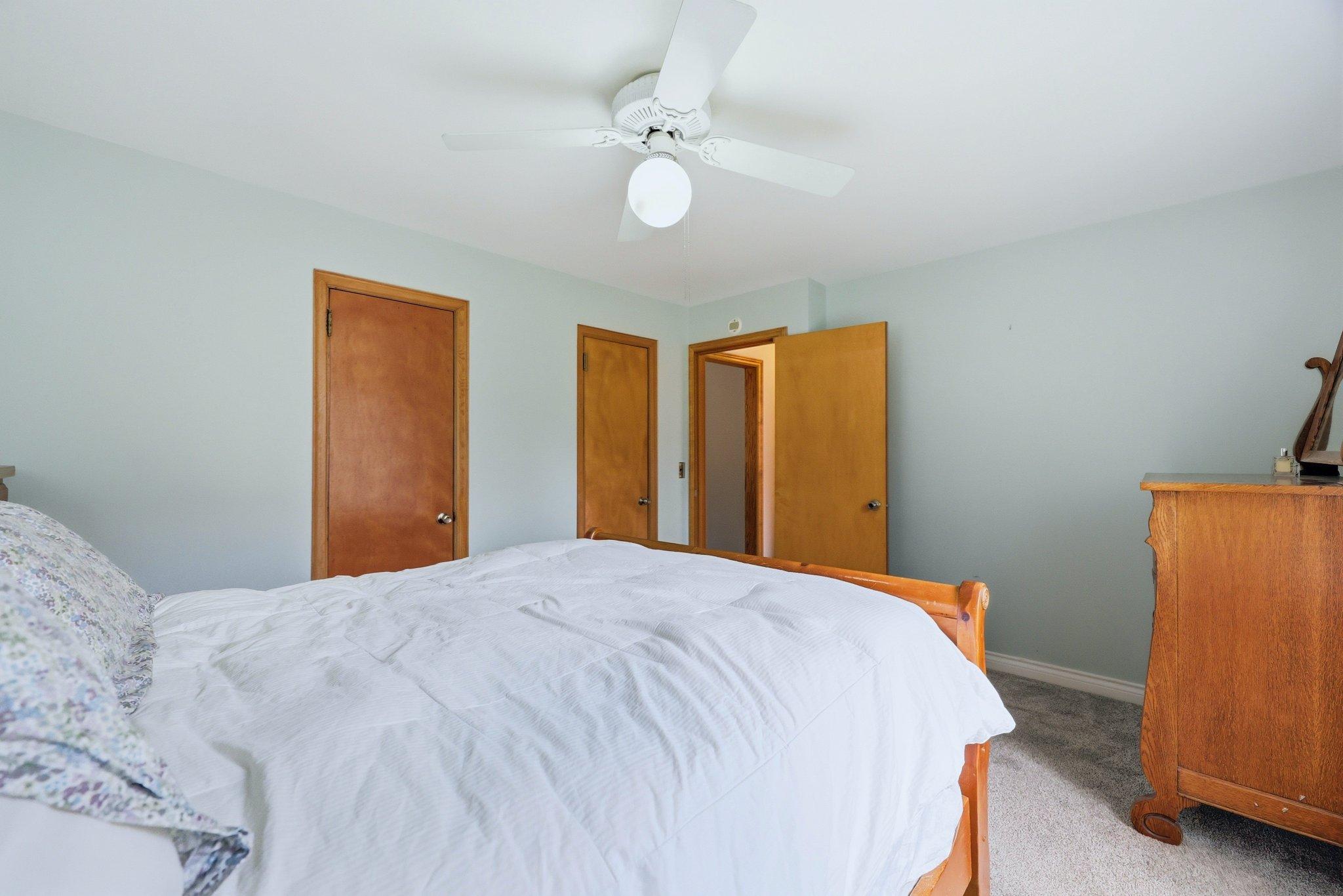 View of Residential at 4054 Quail Avenue, Robbinsdale MN 55422, Robbinsdale (18 of 43) - Mike Wilen | Minnesota Team Real Estate