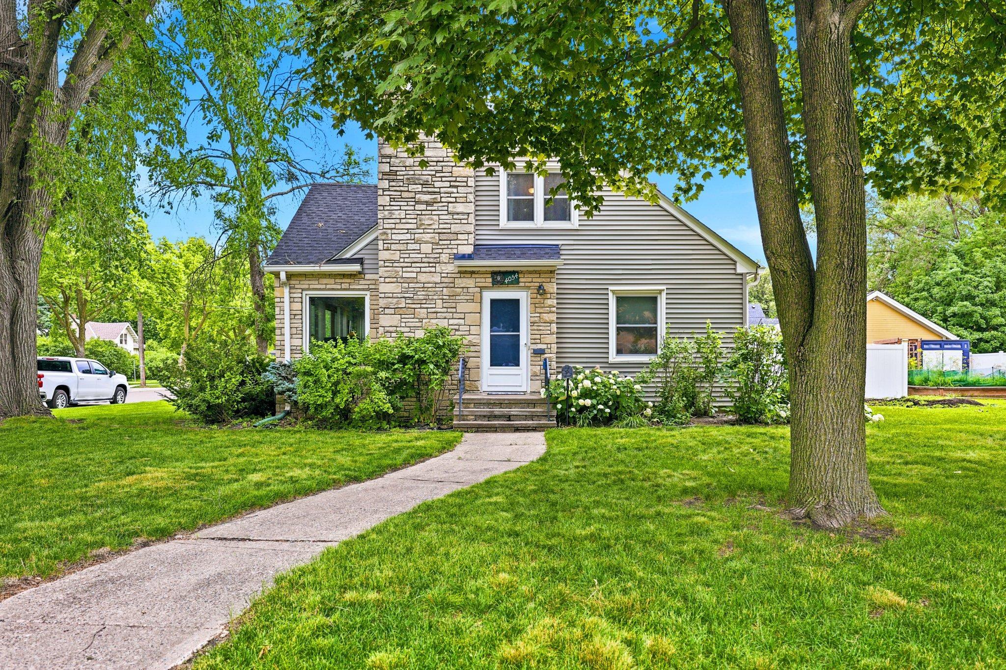 View of Residential at 4054 Quail Avenue, Robbinsdale MN 55422, Robbinsdale (9 of 43) - Mike Wilen | Minnesota Team Real Estate