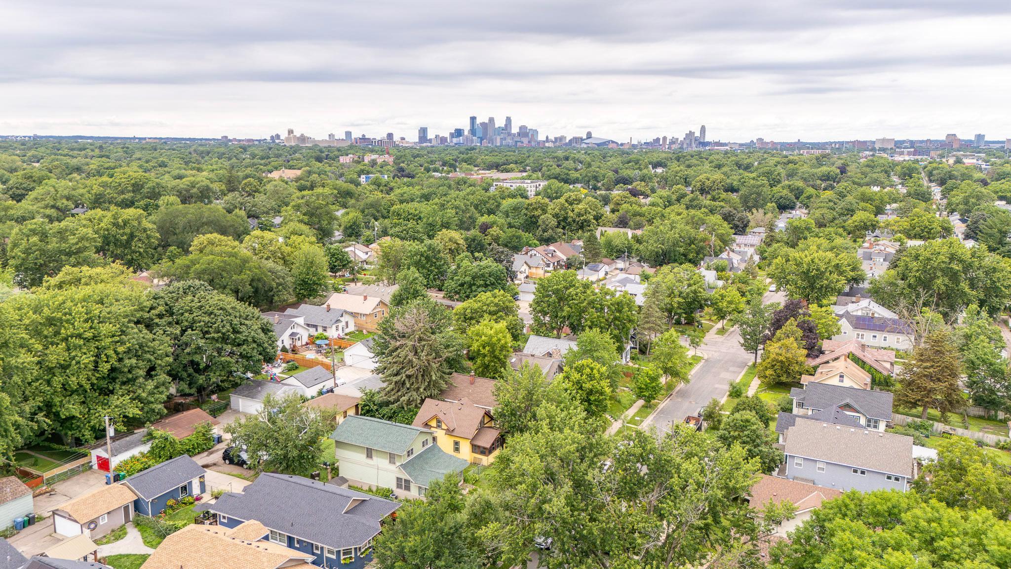 View of Residential at 4016 26th Avenue, Minneapolis MN 55406, Minneapolis (46 of 51) - Mike Wilen | Minnesota Team Real Estate