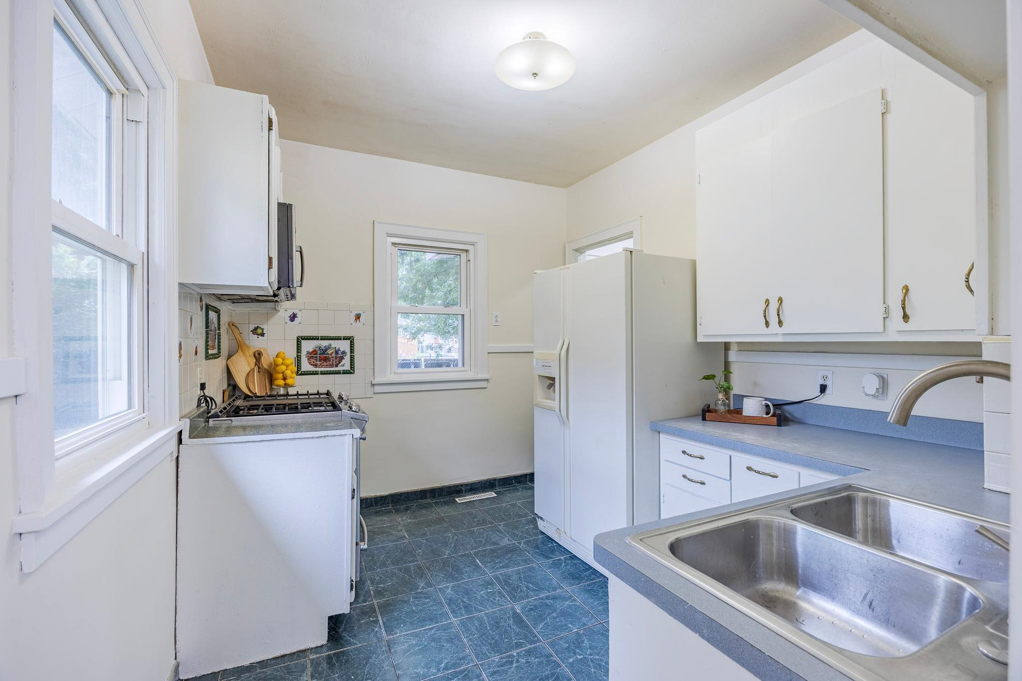 View of Residential at 4016 26th Avenue, Minneapolis MN 55406, Minneapolis (19 of 51) - Mike Wilen | Minnesota Team Real Estate