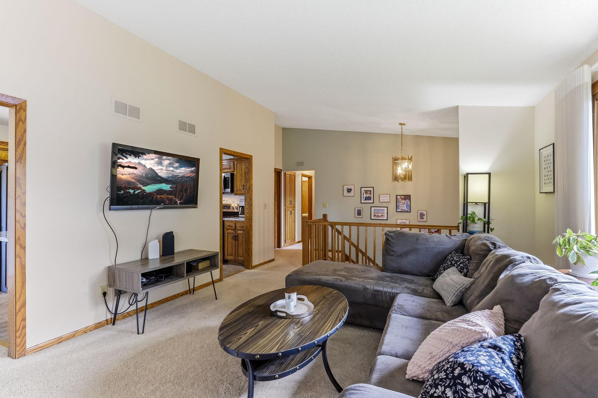 View of Residential at 556 Donegal Circle, Shoreview MN 55126, Shoreview (8 of 46) - Mike Wilen | Minnesota Team Real Estate