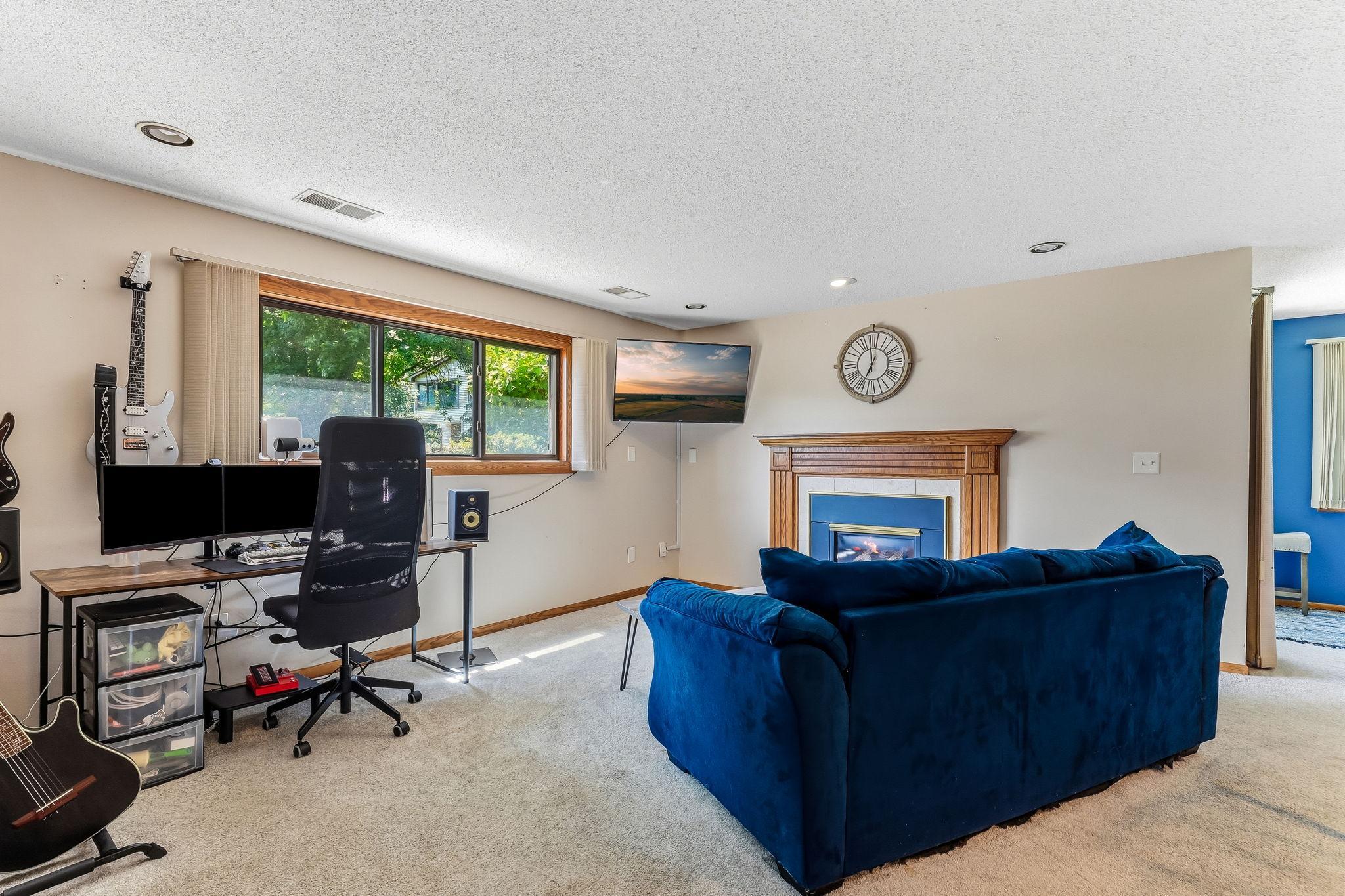 View of Residential at 556 Donegal Circle, Shoreview MN 55126, Shoreview (32 of 46) - Mike Wilen | Minnesota Team Real Estate