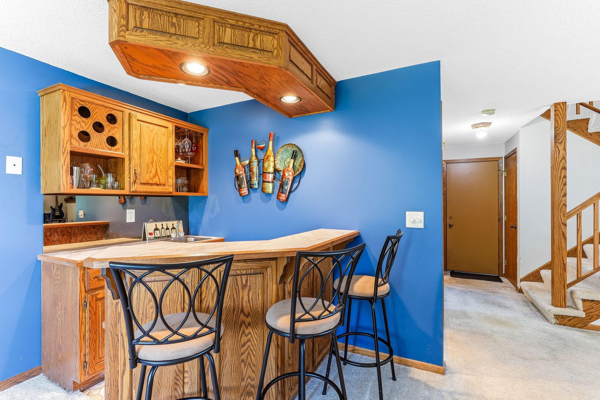 View of Residential at 556 Donegal Circle, Shoreview MN 55126, Shoreview (35 of 46) - Mike Wilen | Minnesota Team Real Estate