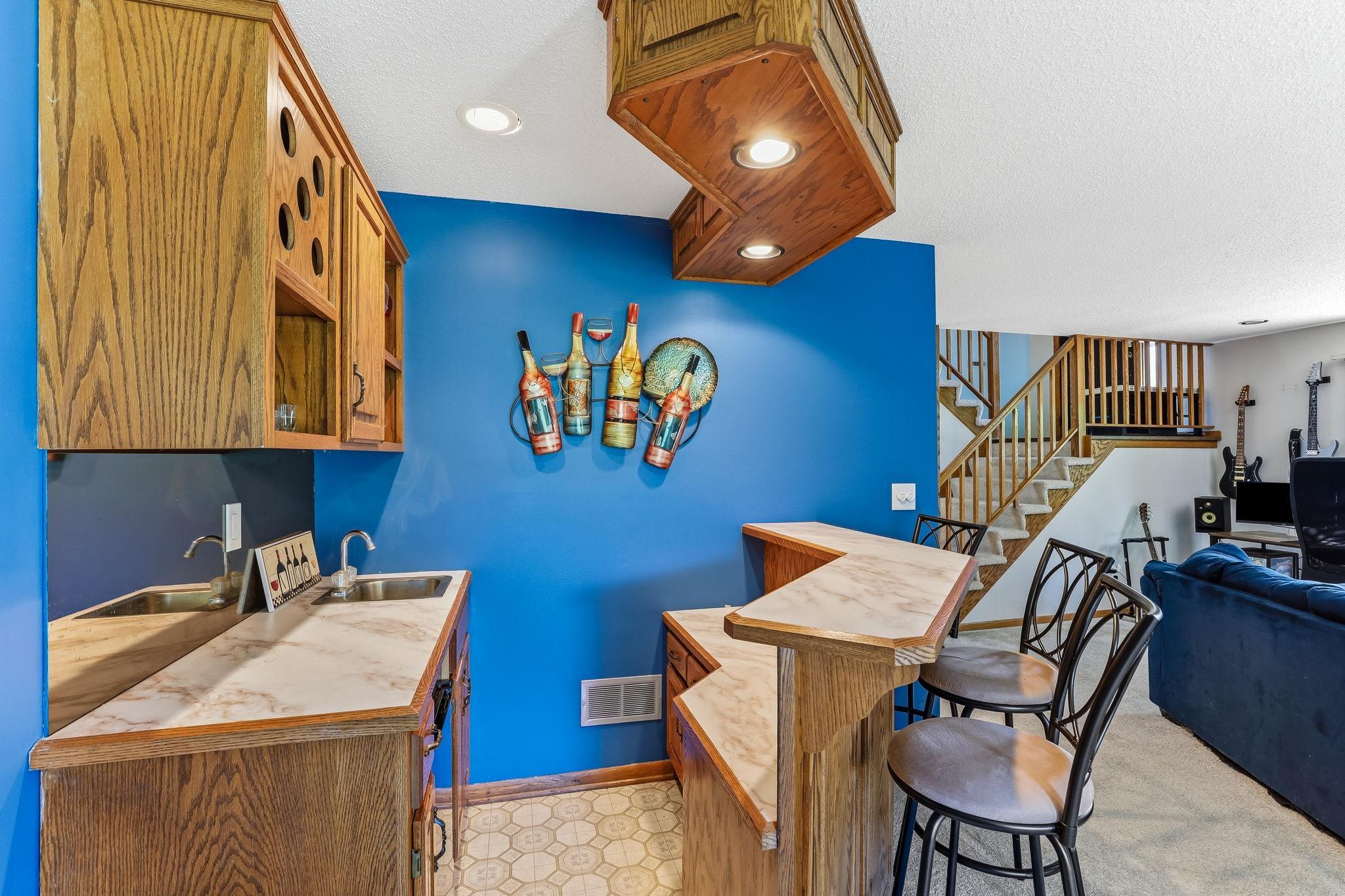 View of Residential at 556 Donegal Circle, Shoreview MN 55126, Shoreview (36 of 46) - Mike Wilen | Minnesota Team Real Estate
