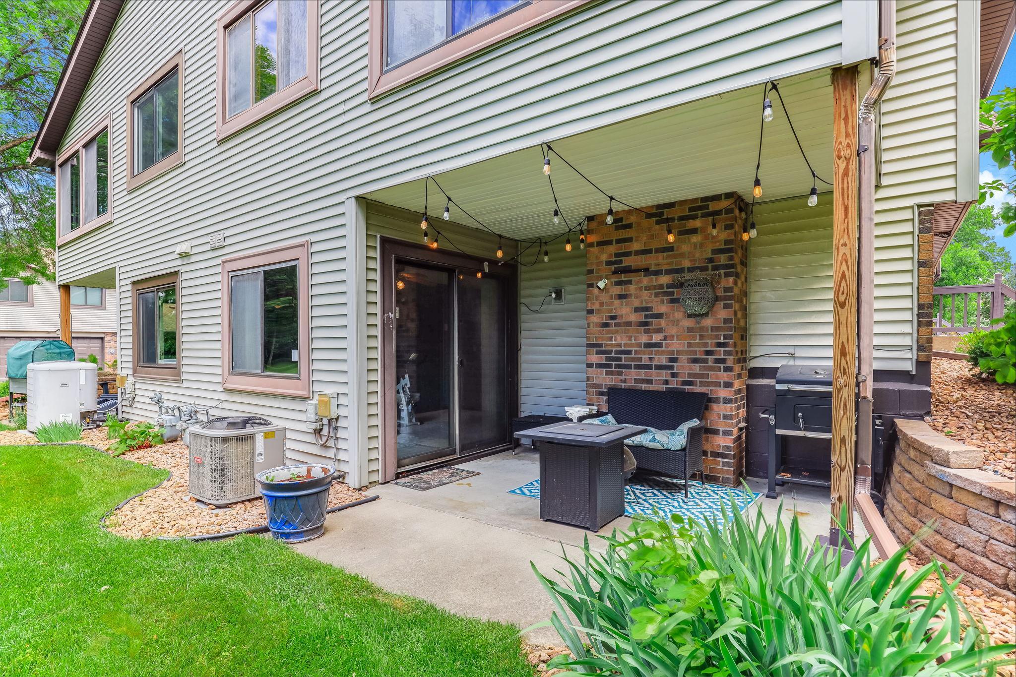 View of Residential at 556 Donegal Circle, Shoreview MN 55126, Shoreview (42 of 46) - Mike Wilen | Minnesota Team Real Estate