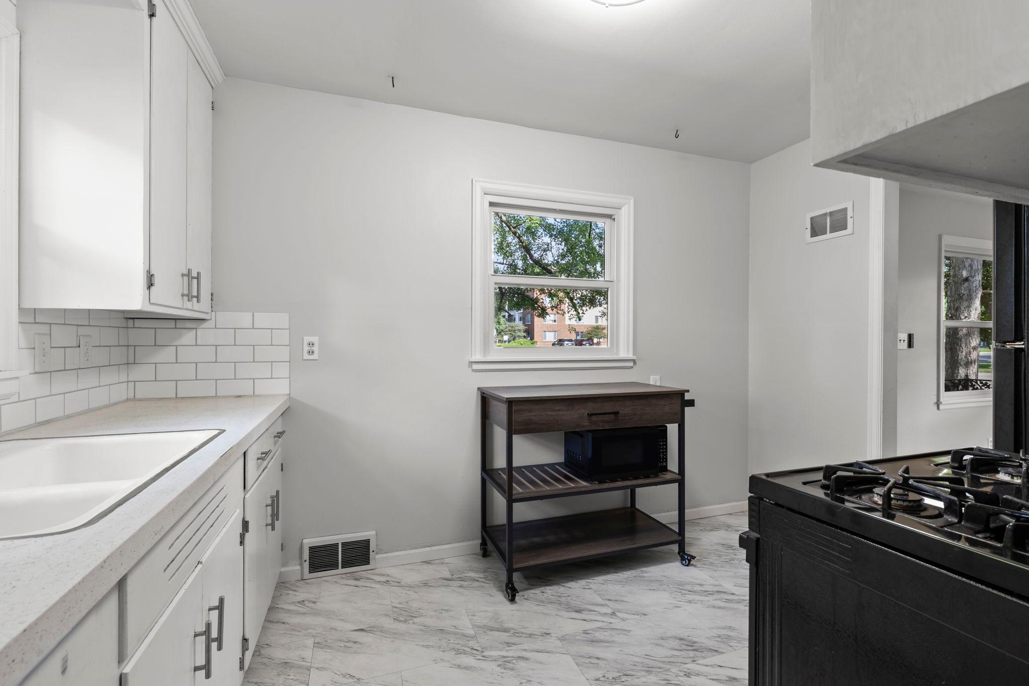 View of Residential at 8734 Portland Avenue, Bloomington MN 55420, Bloomington (9 of 48) - Mike Wilen | Minnesota Team Real Estate