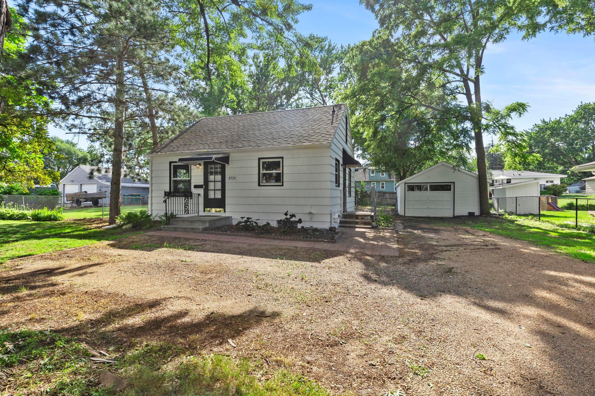 View of Residential at 8734 Portland Avenue, Bloomington MN 55420, Bloomington (5 of 48) - Mike Wilen | Minnesota Team Real Estate