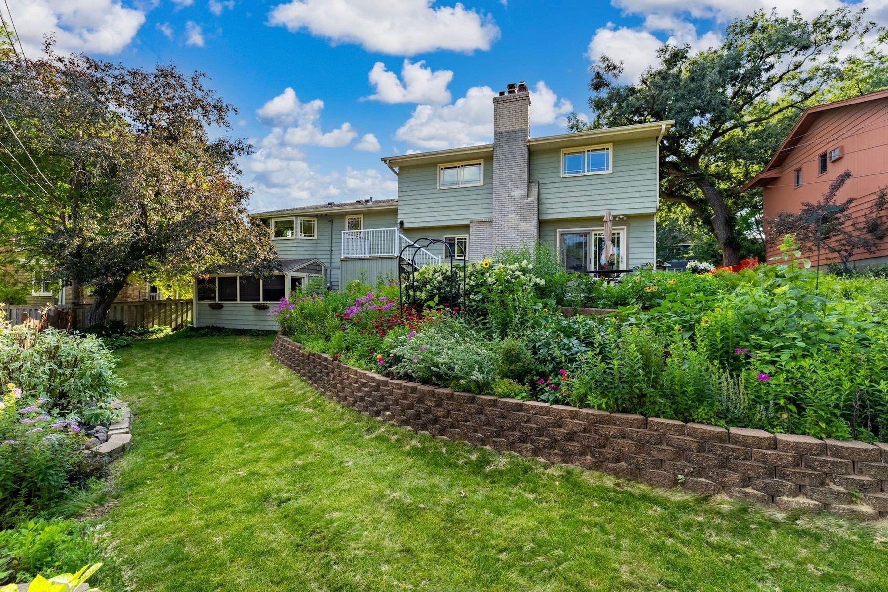 View of Residential at 4011 Grimes Avenue, Edina MN 55416, Edina (39 of 44) - Mike Wilen | Minnesota Team Real Estate
