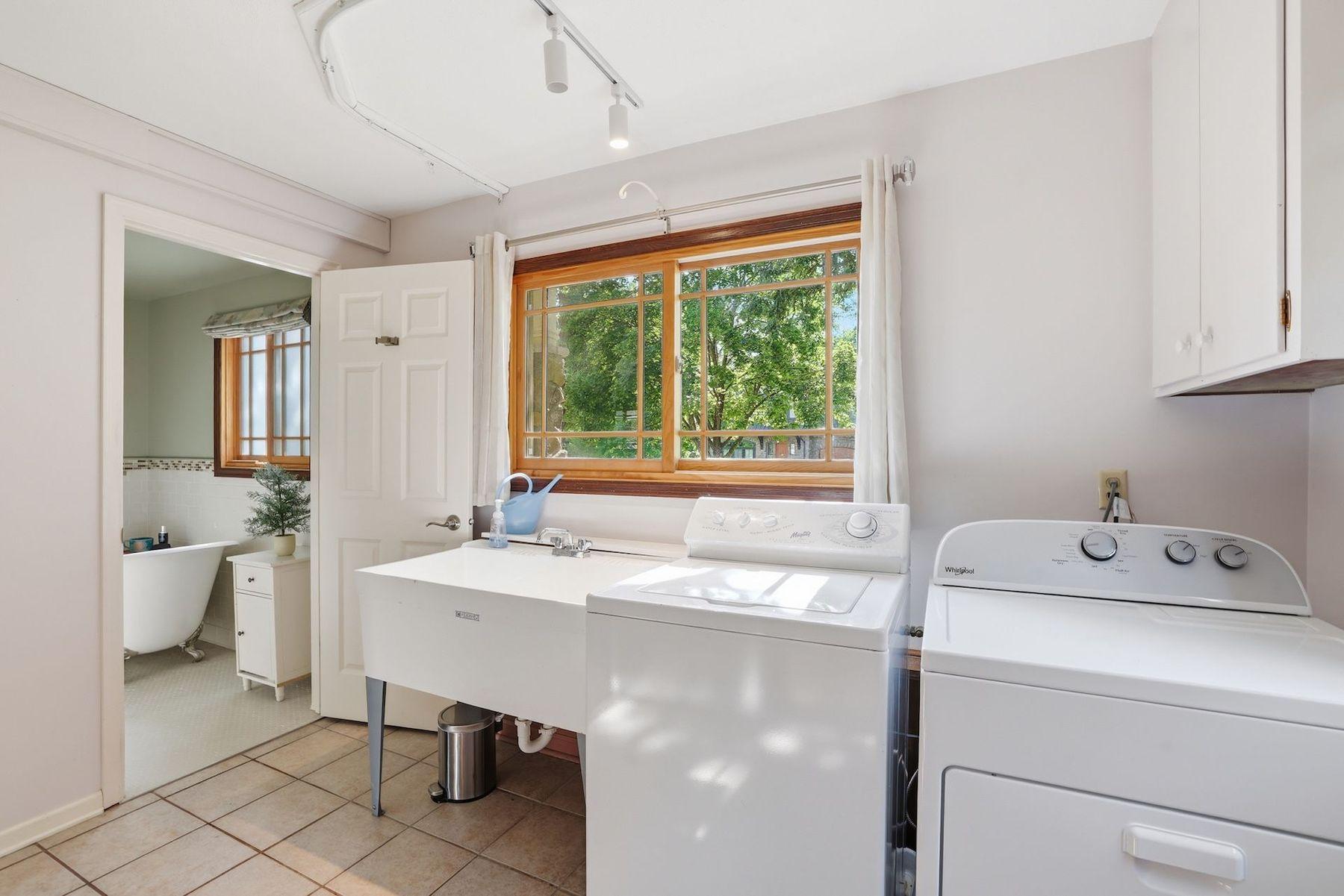 View of Residential at 4011 Grimes Avenue, Edina MN 55416, Edina (31 of 44) - Mike Wilen | Minnesota Team Real Estate