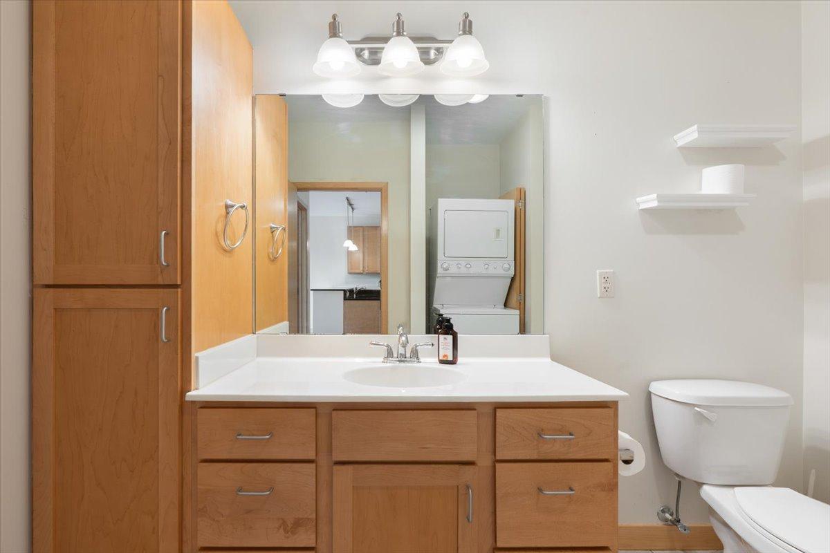 View of Residential at 2900 University Avenue #503, Minneapolis MN 55414, Minneapolis (20 of 30) - Mike Wilen | Minnesota Team Real Estate